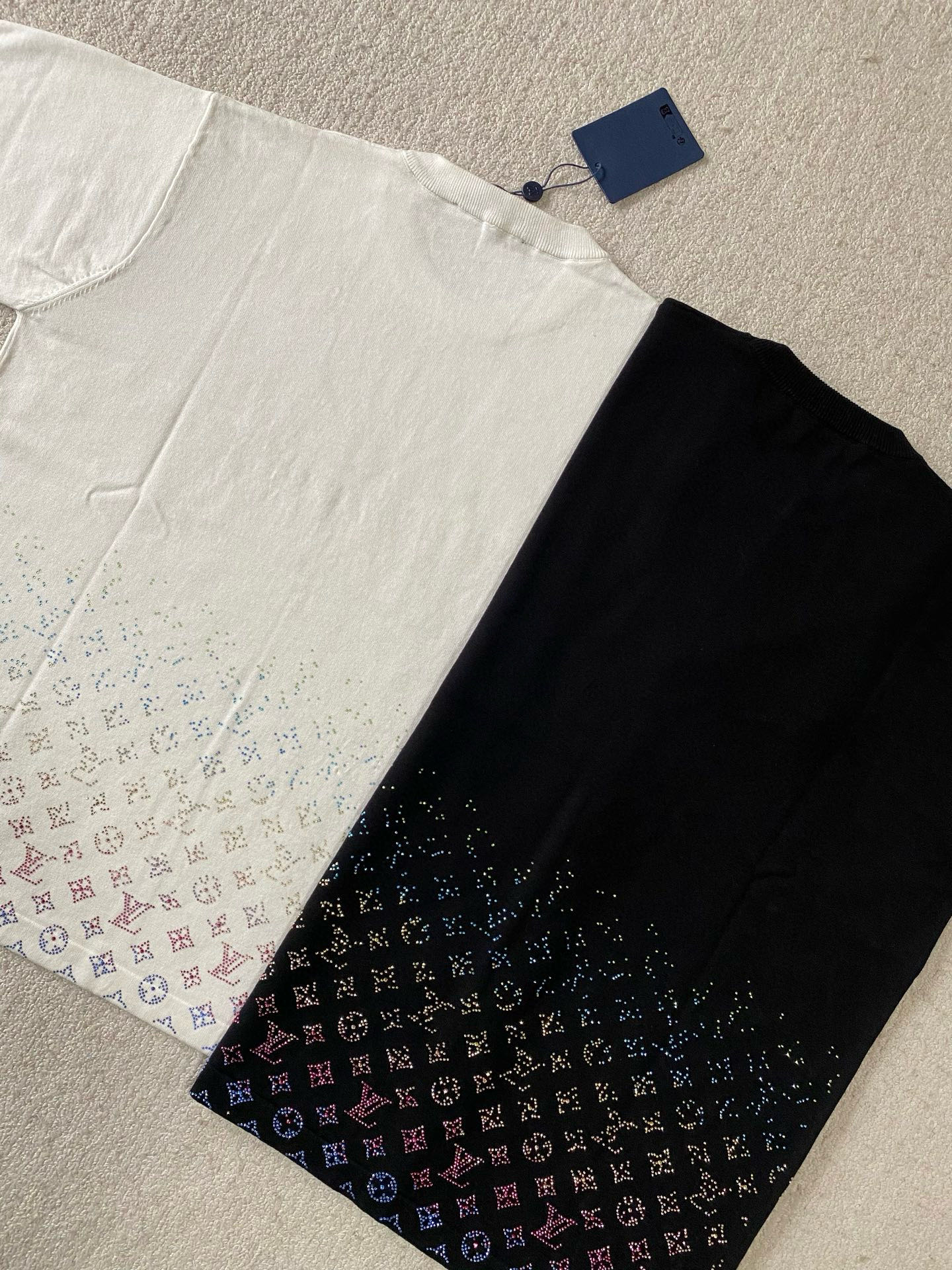 Louis Vuitton  短袖服装,包 7