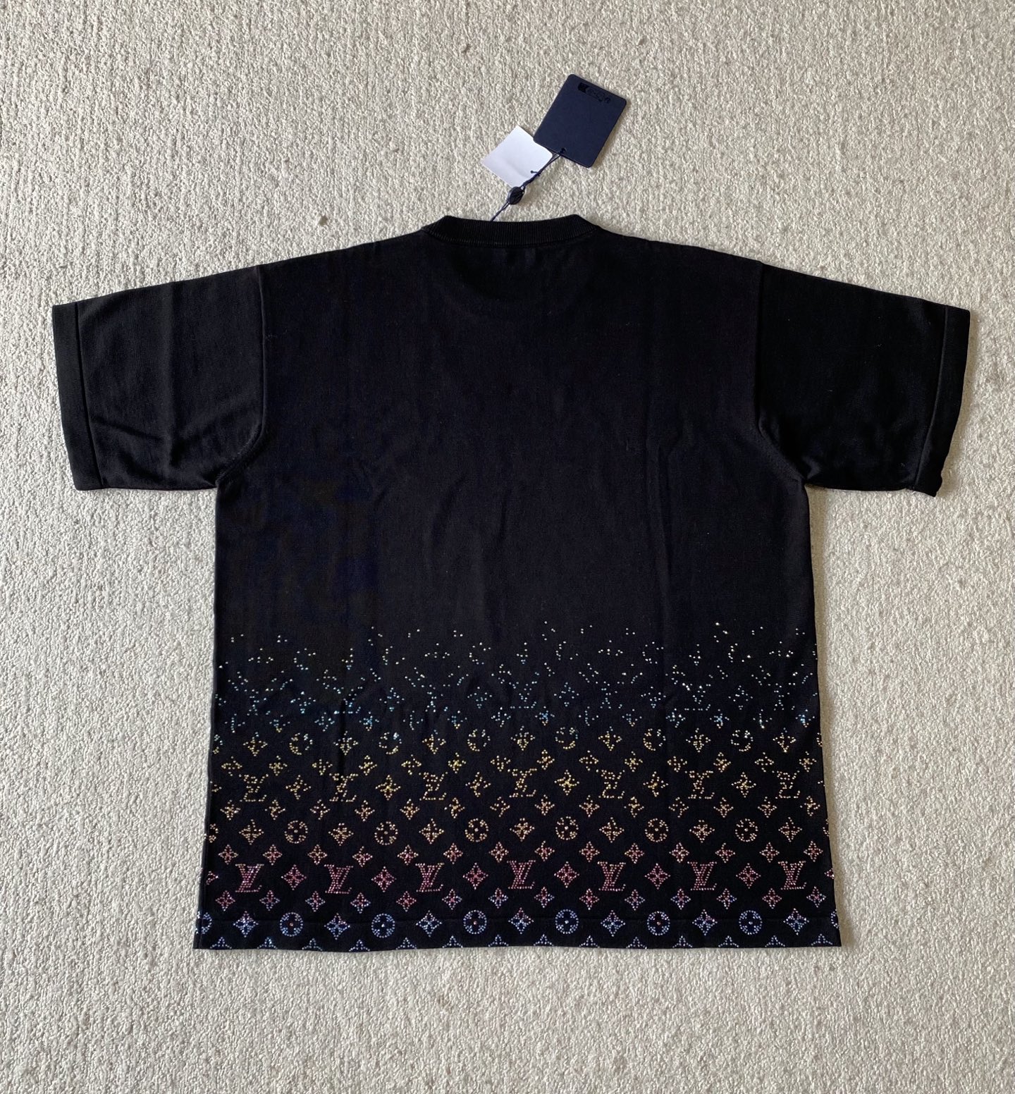 Louis Vuitton  短袖服装,包 8