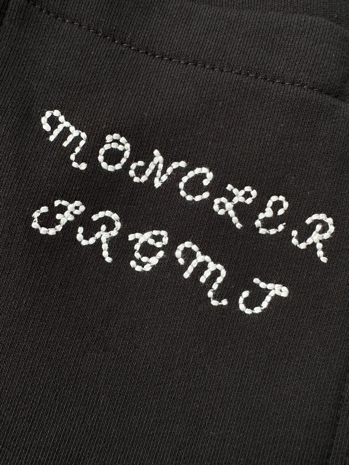 Moncler  短裤服装 7