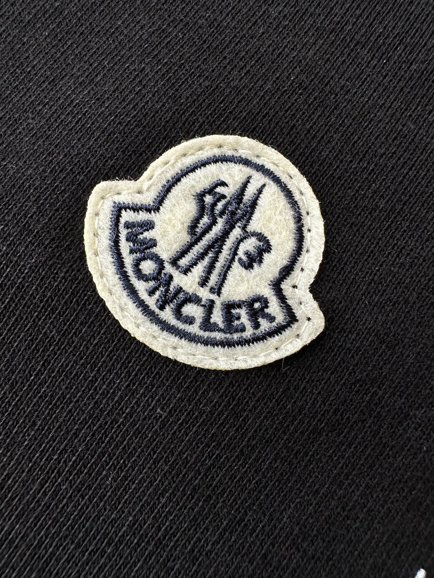 Moncler  短裤服装 4