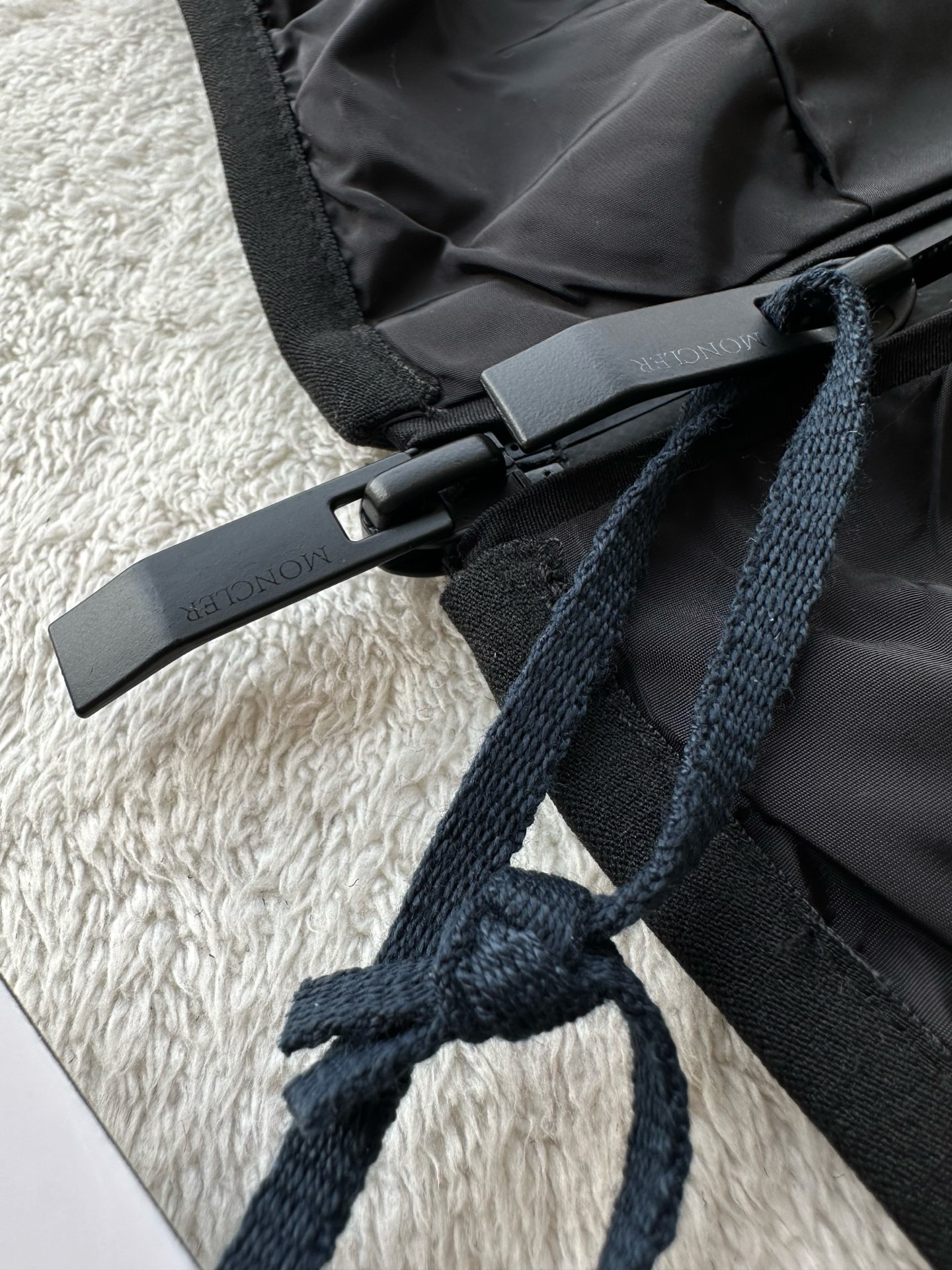 Moncler  夹克外套服装 7