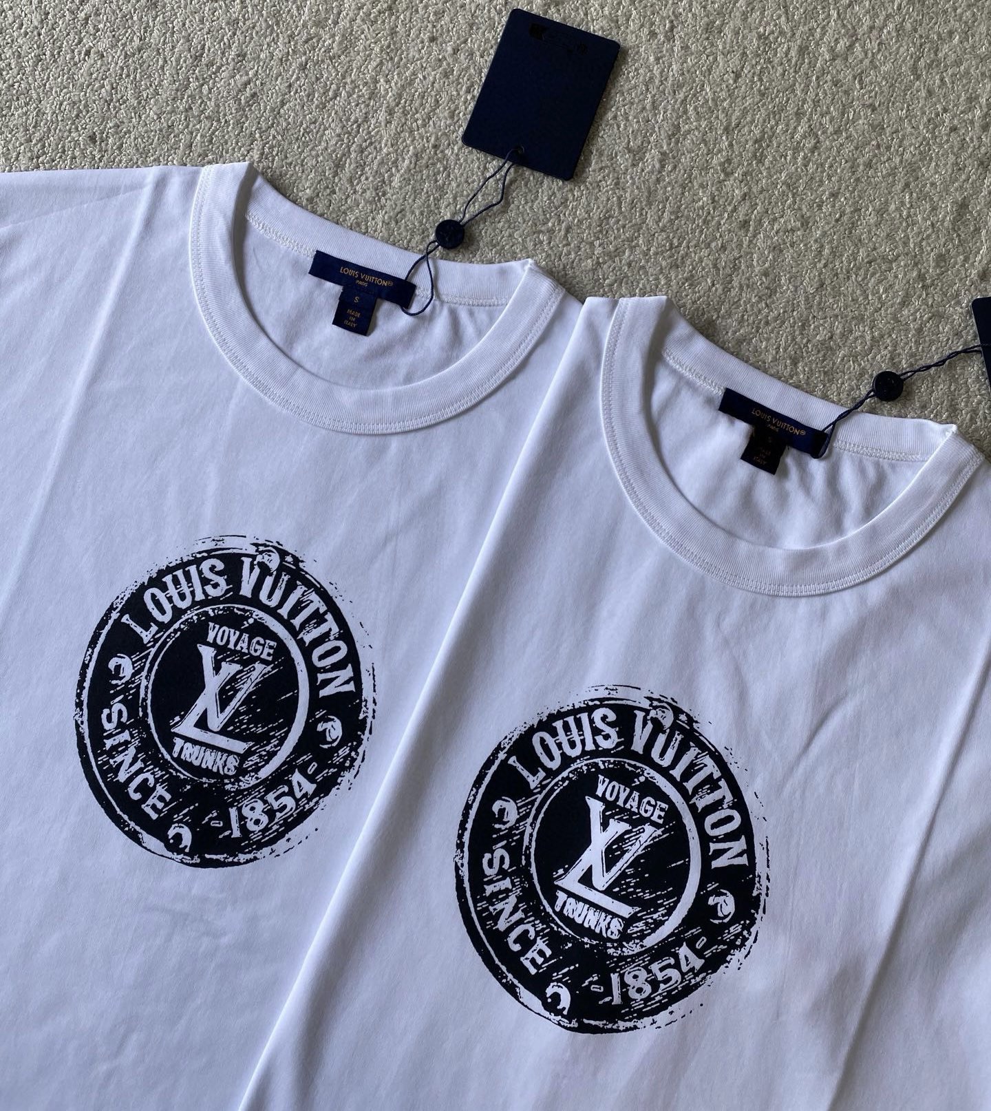 Louis Vuitton  圆领短袖服装 2