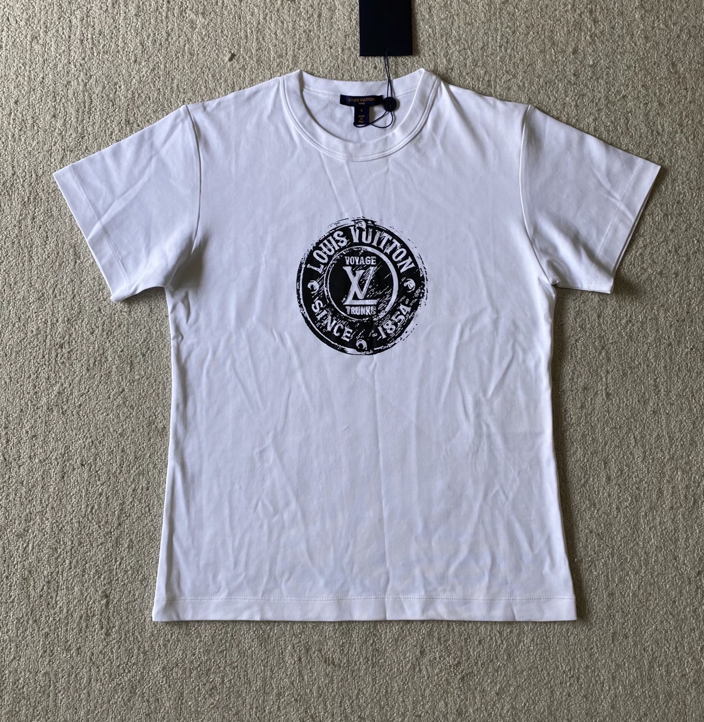 Louis Vuitton  圆领短袖服装 1