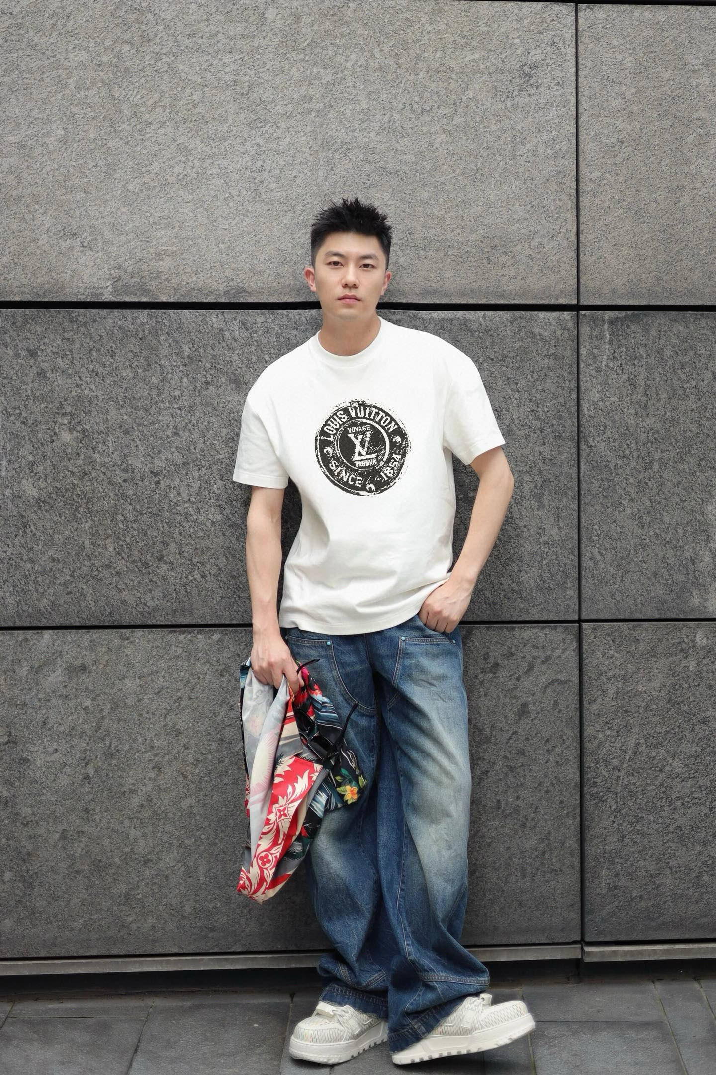 Louis Vuitton  圆领短袖服装 3