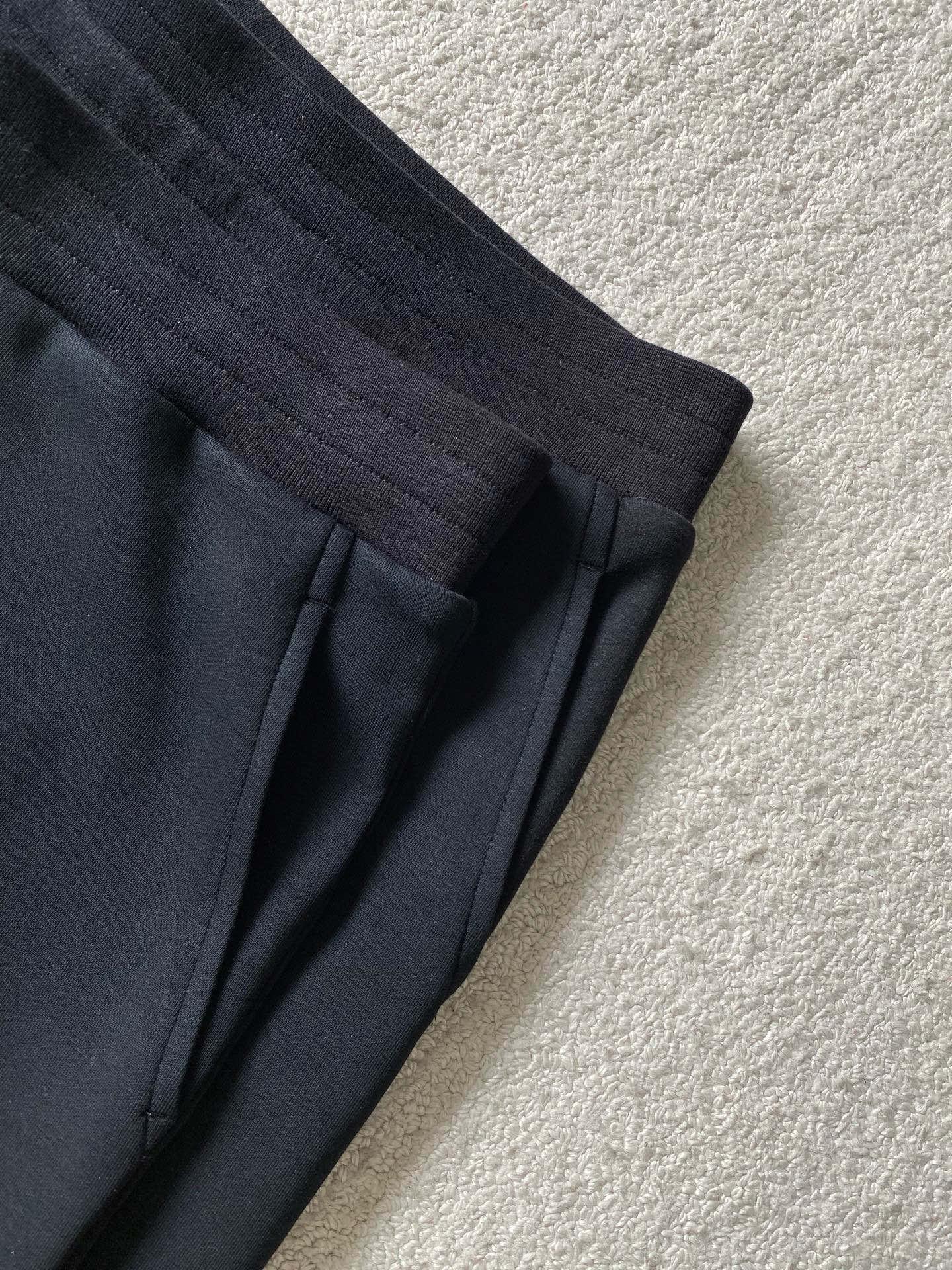 Louis Vuitton  短裤服装,包 5