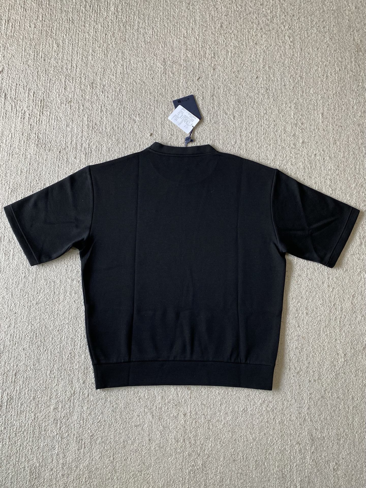 Louis Vuitton  短袖服装,包 9