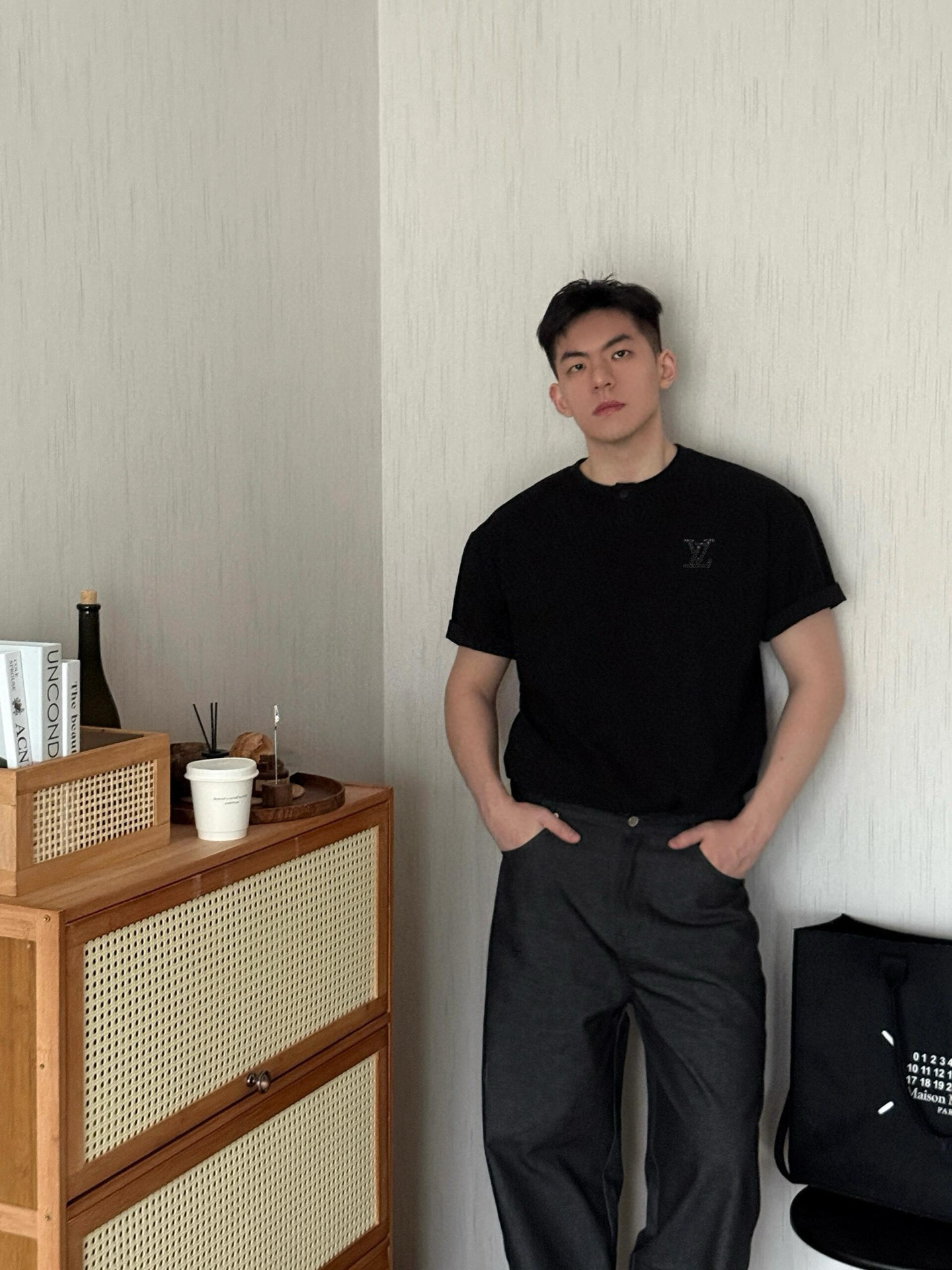 Louis Vuitton  短袖服装,包 2