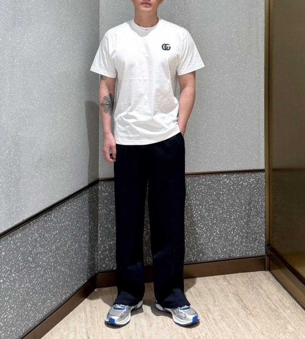 Gucci  短袖服装 8