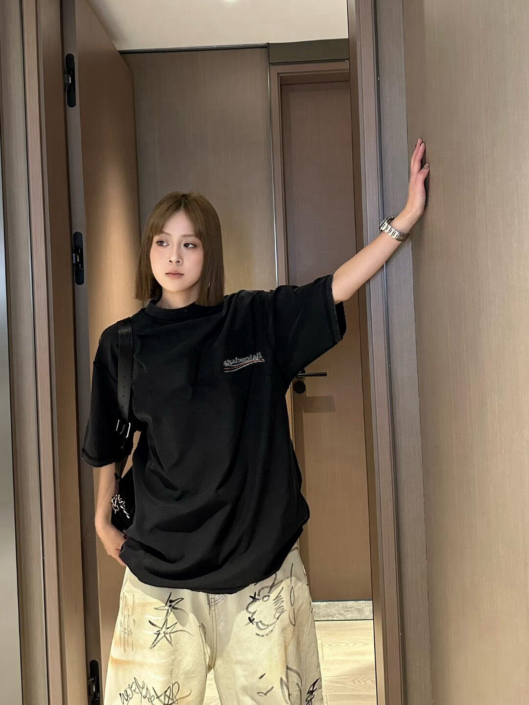 Balenciaga  短袖服装 6