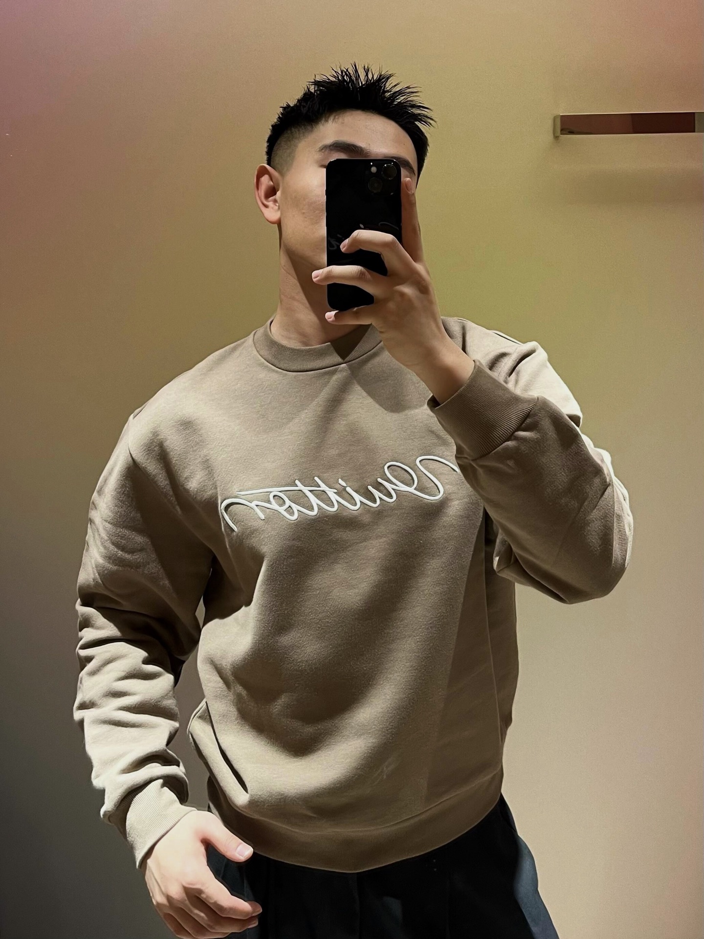 Louis Vuitton  卫衣服装 3