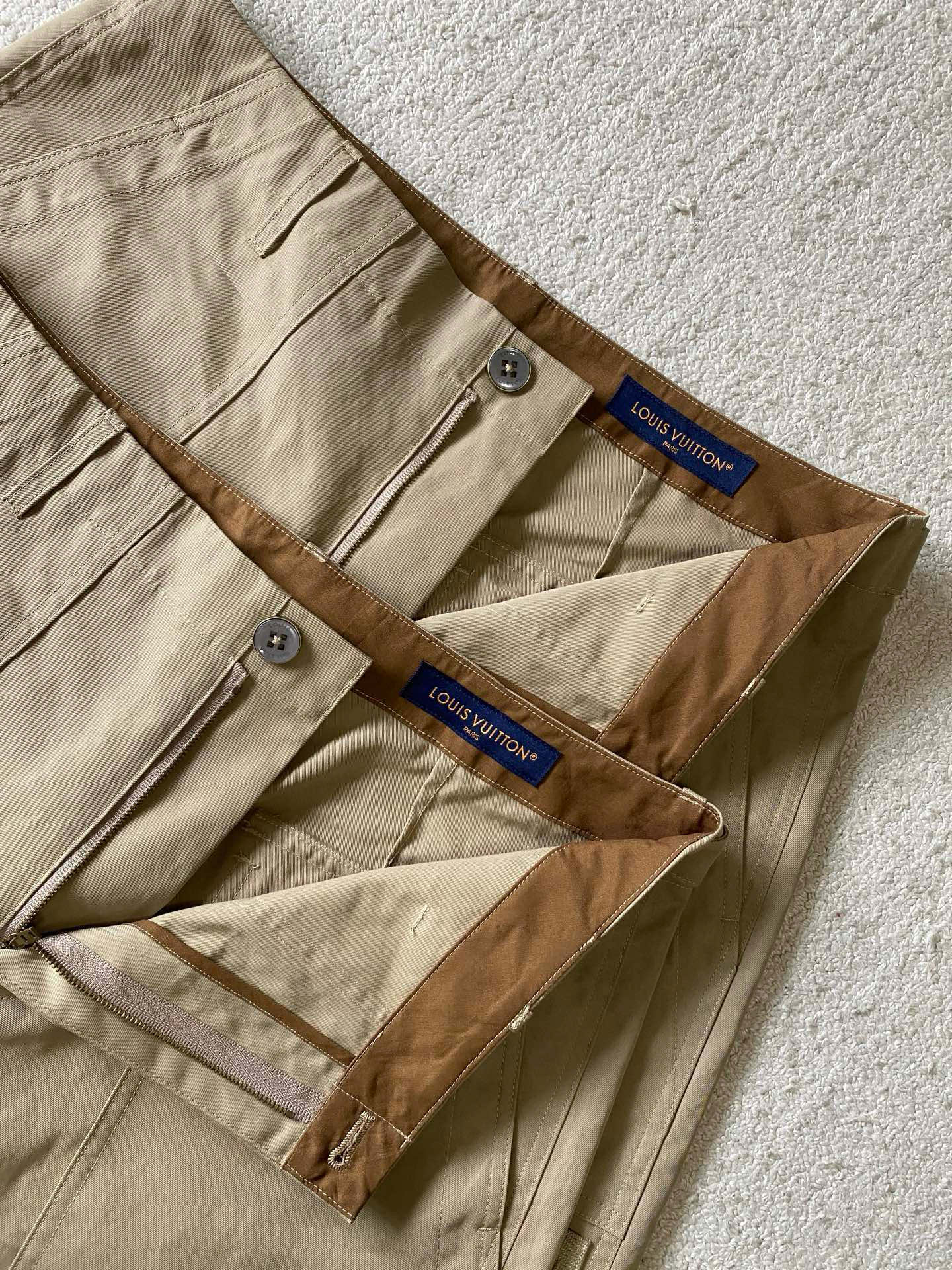 Louis Vuitton  短裤服装,包 4