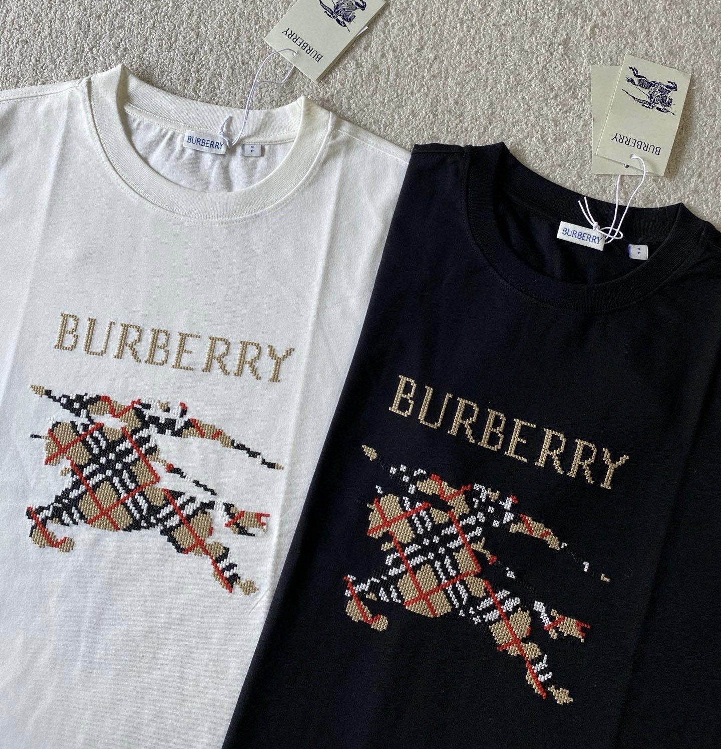 Burberry  短袖服装 2