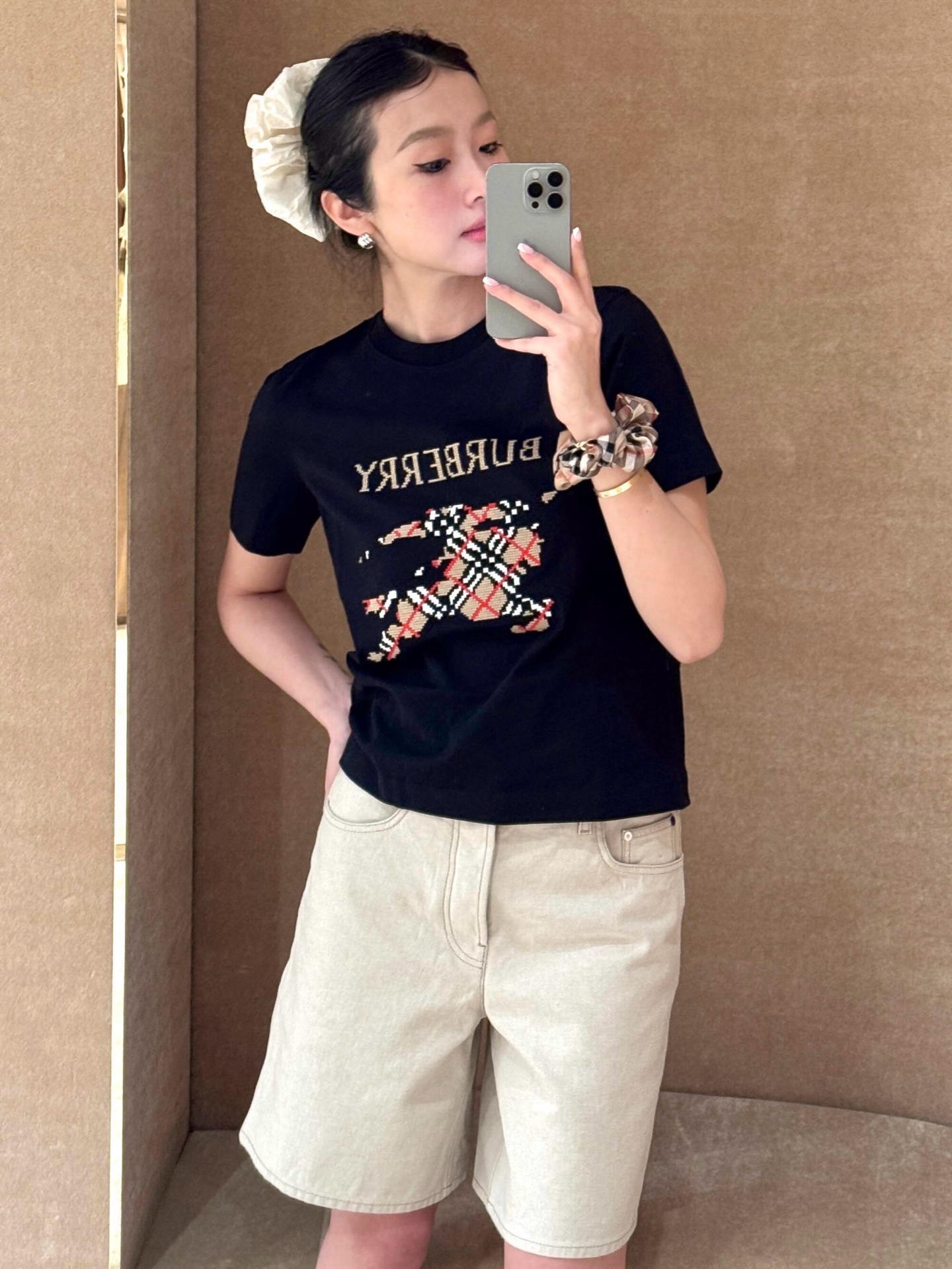 Burberry  短袖服装 8