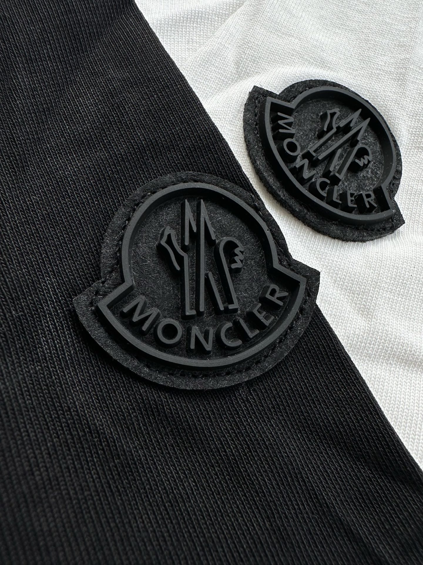 Moncler  T恤服装 7