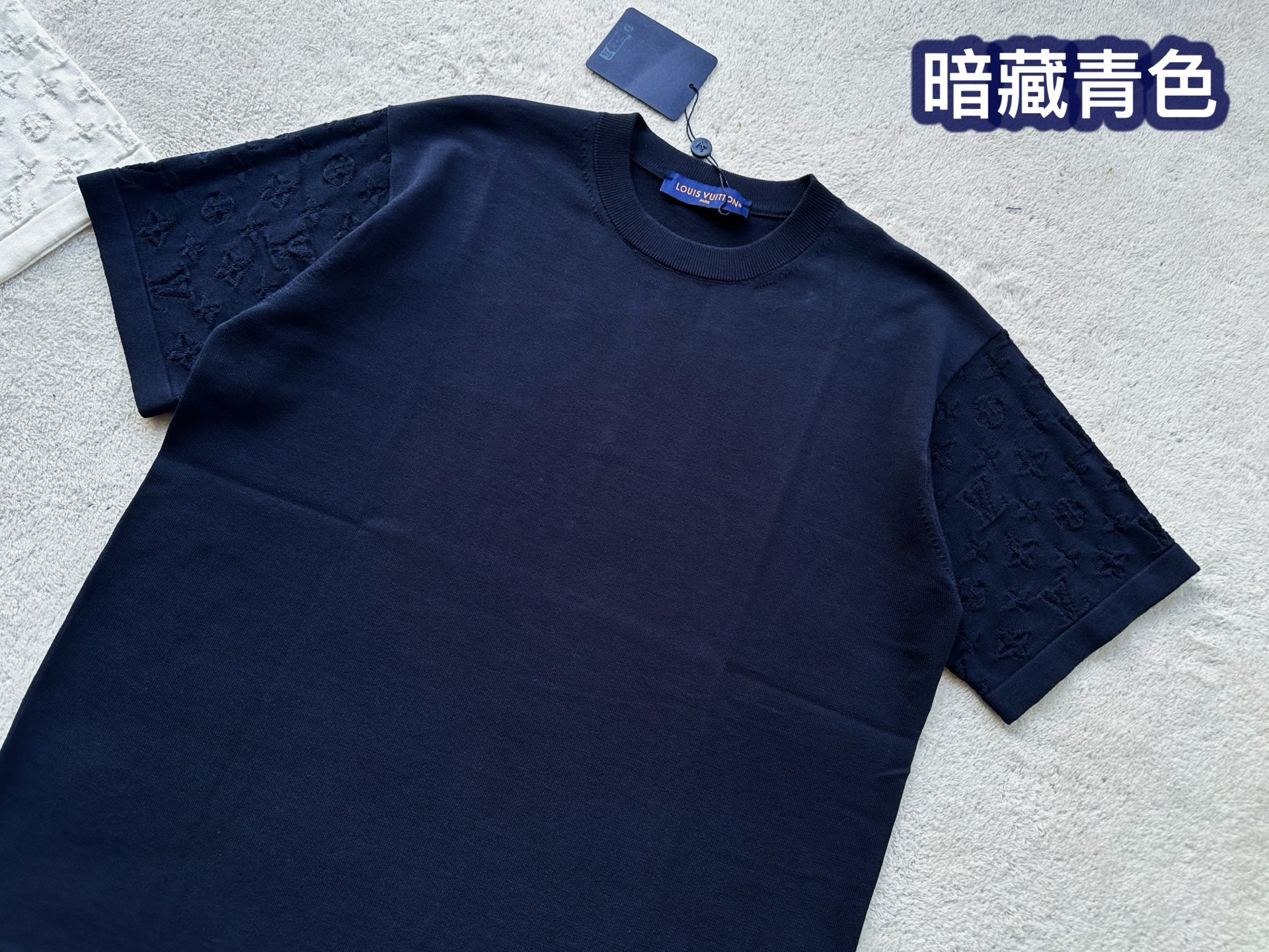 Louis Vuitton  针织短袖服装 7