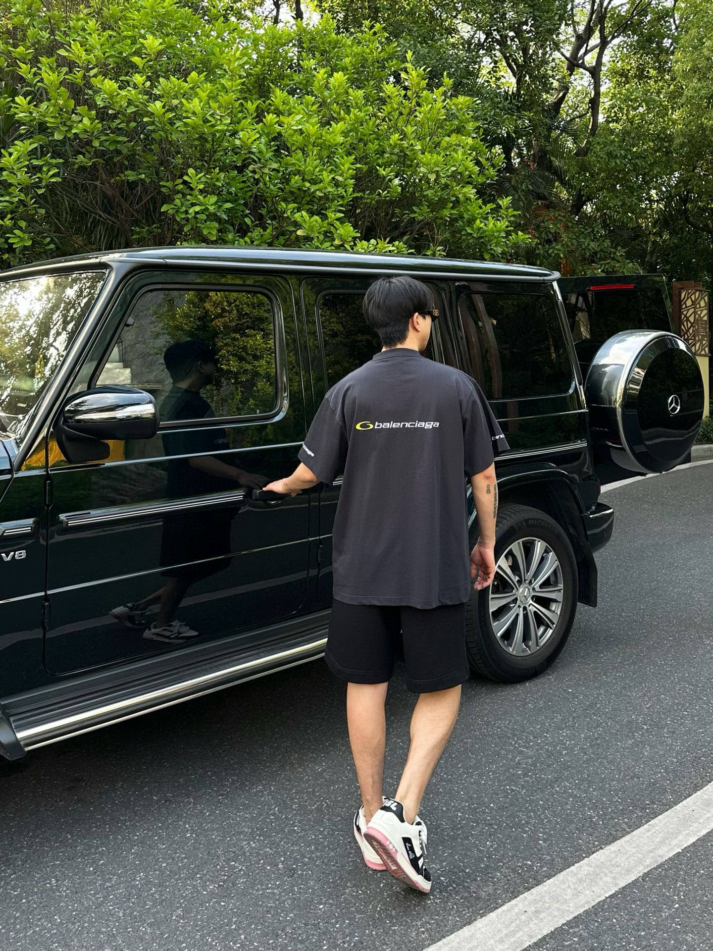 Balenciaga  T恤服装 7