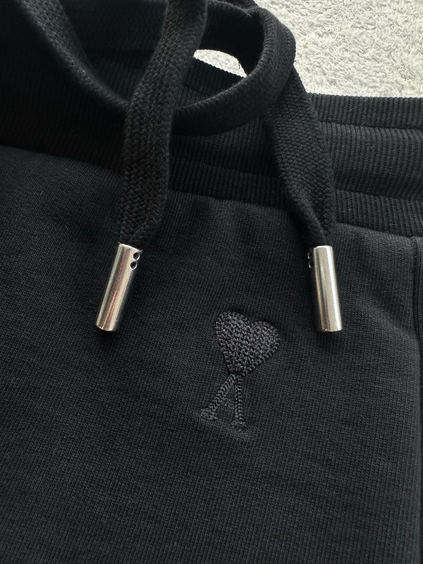 Am*i Paris 运动短裤服装 7