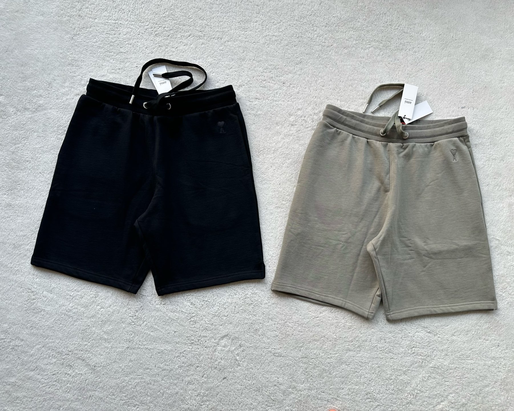 Am*i…🆕原版级🆕Paris 爱心刺绣运动短裤
定制奢享毛圈卫...