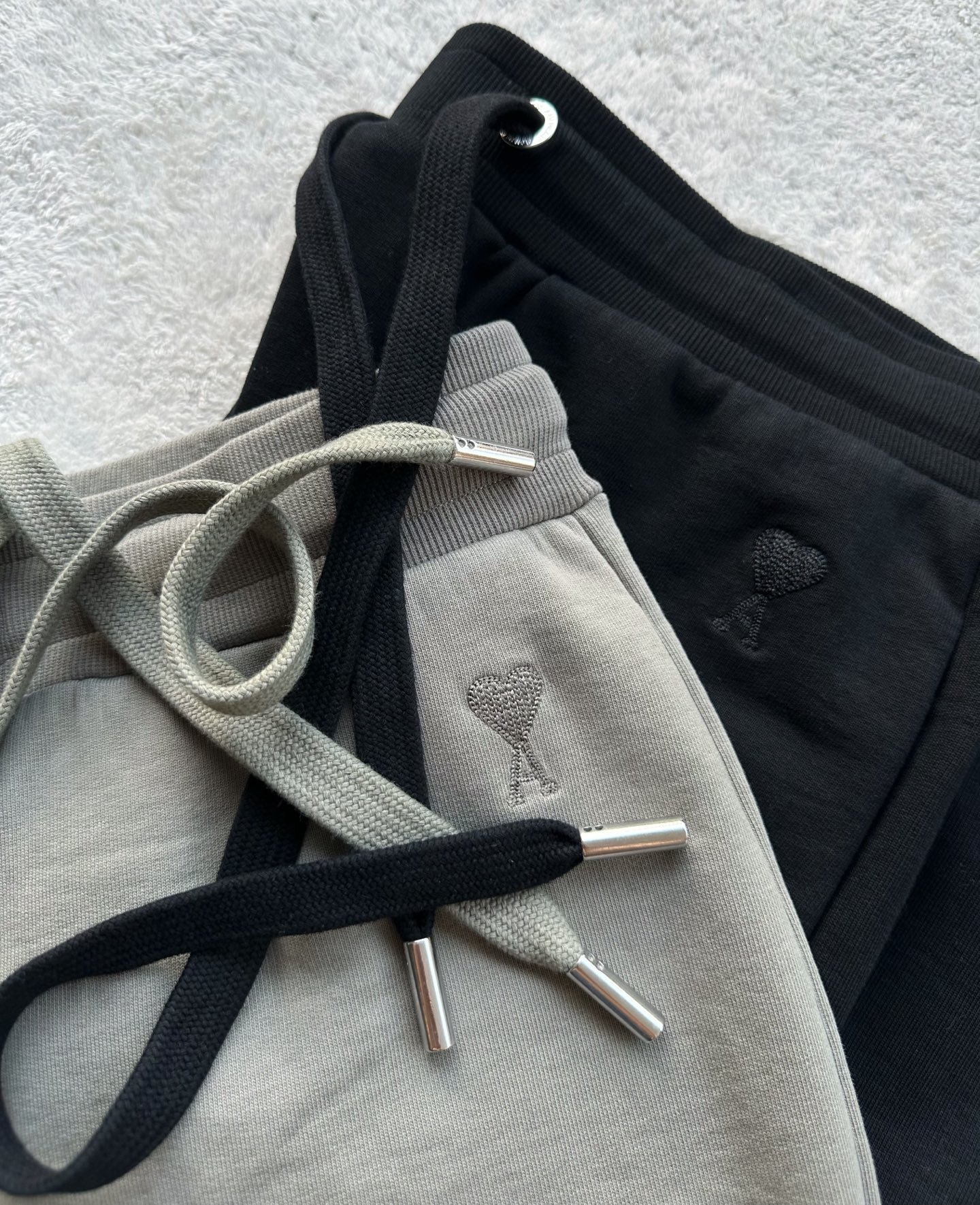 Am*i Paris 运动短裤服装 3