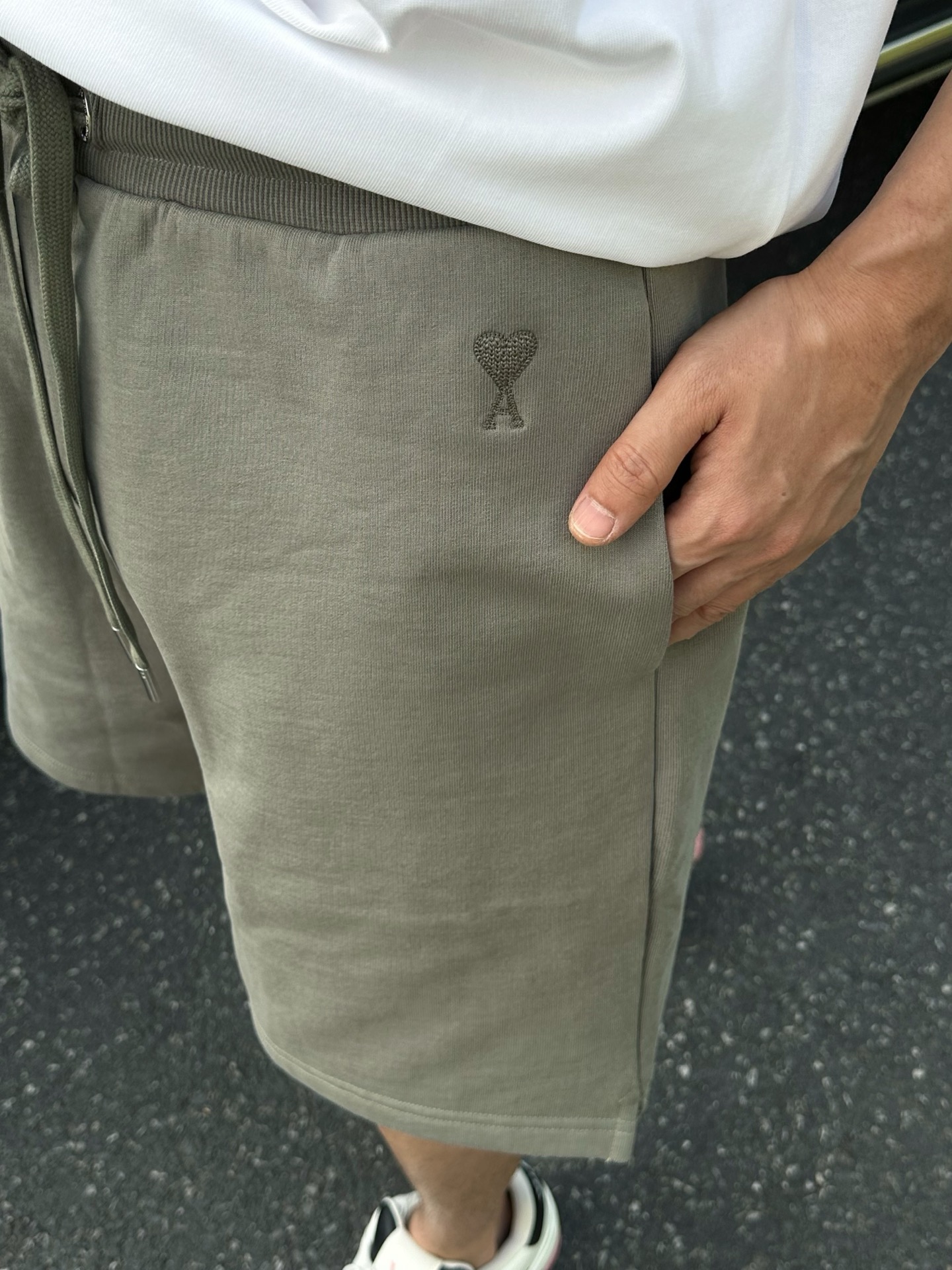 Am*i Paris 运动短裤服装 3