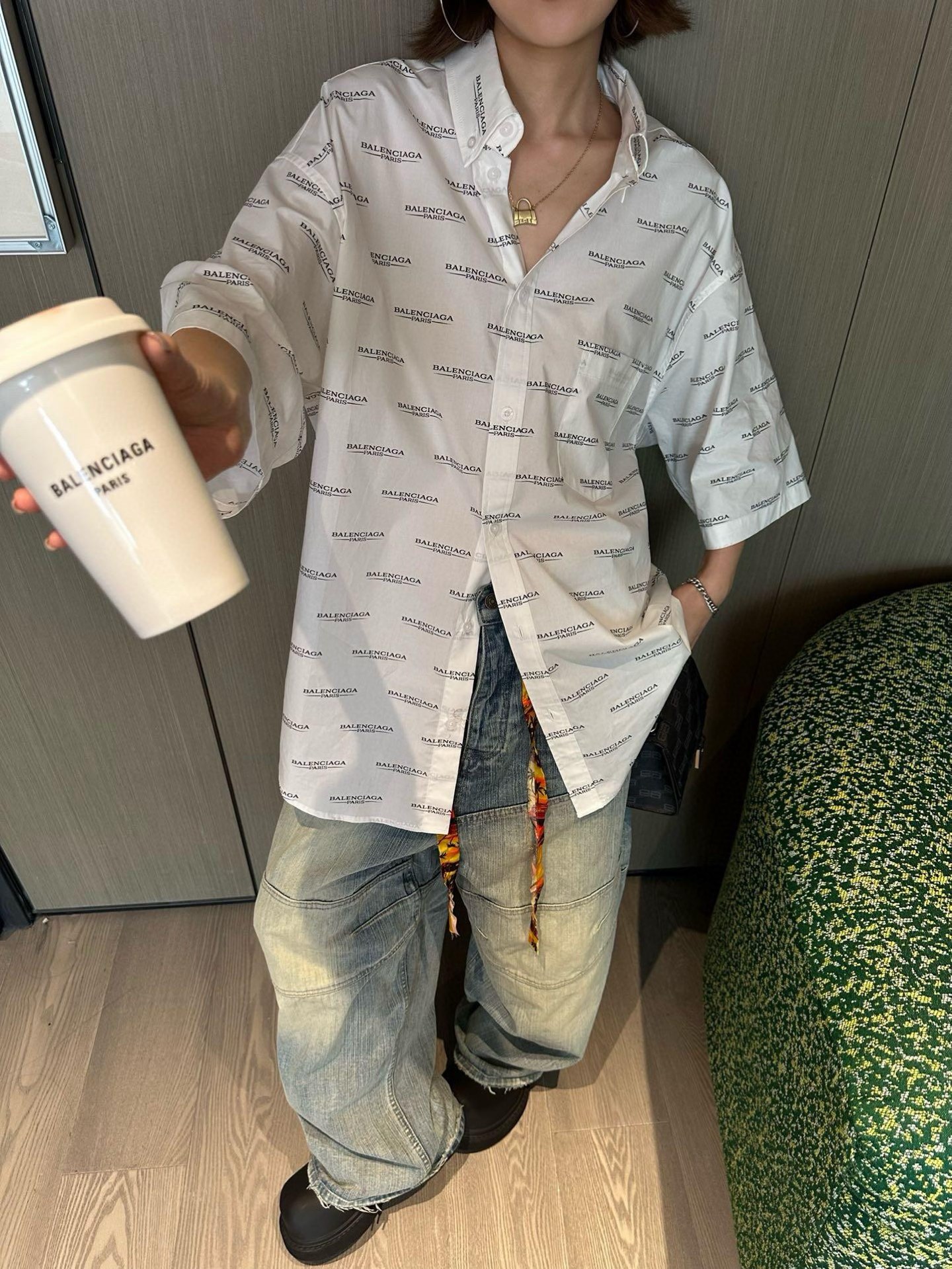 Balenciaga  衬衫服装 8