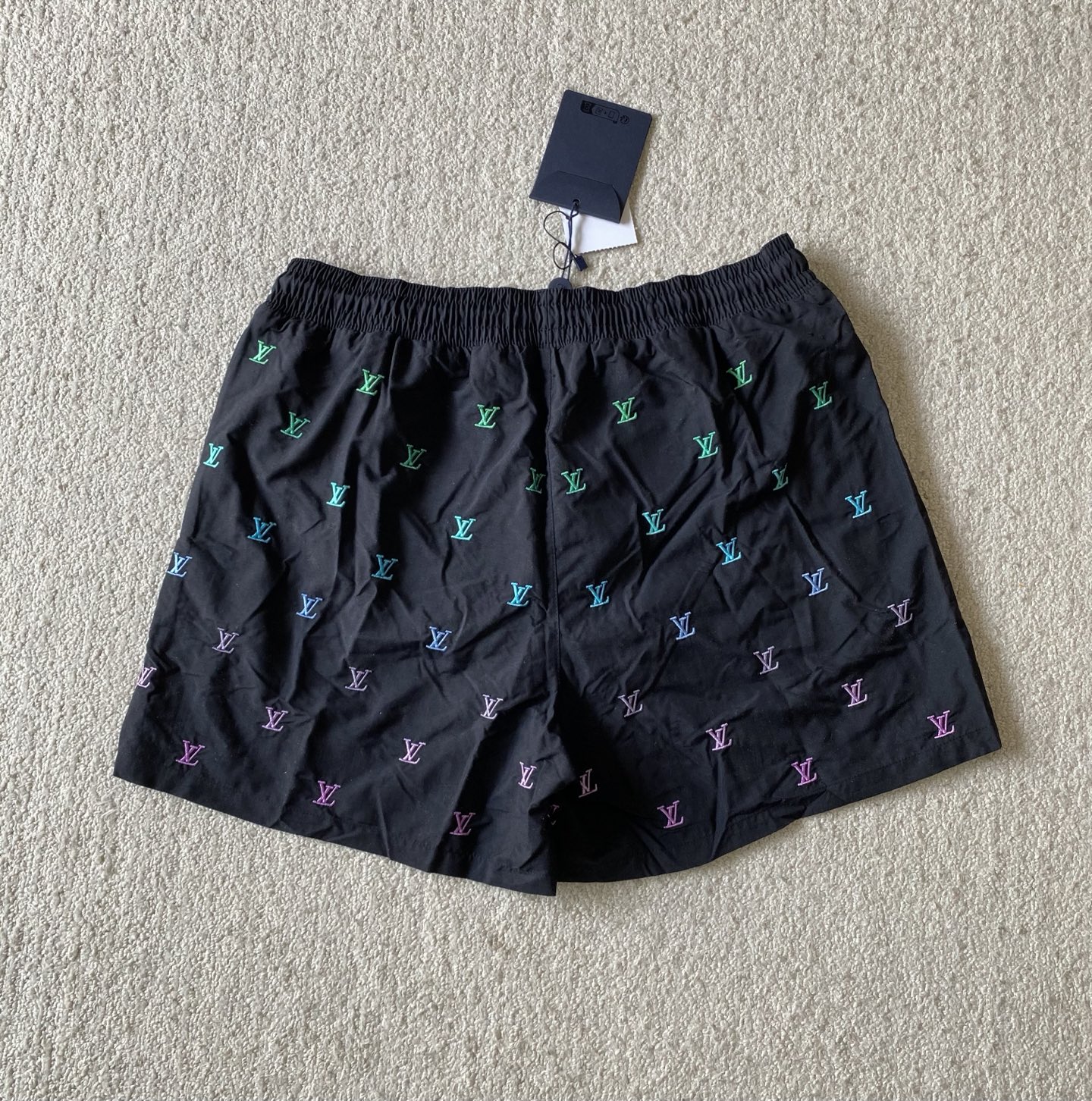 Louis Vuitton  运动短裤服装 2