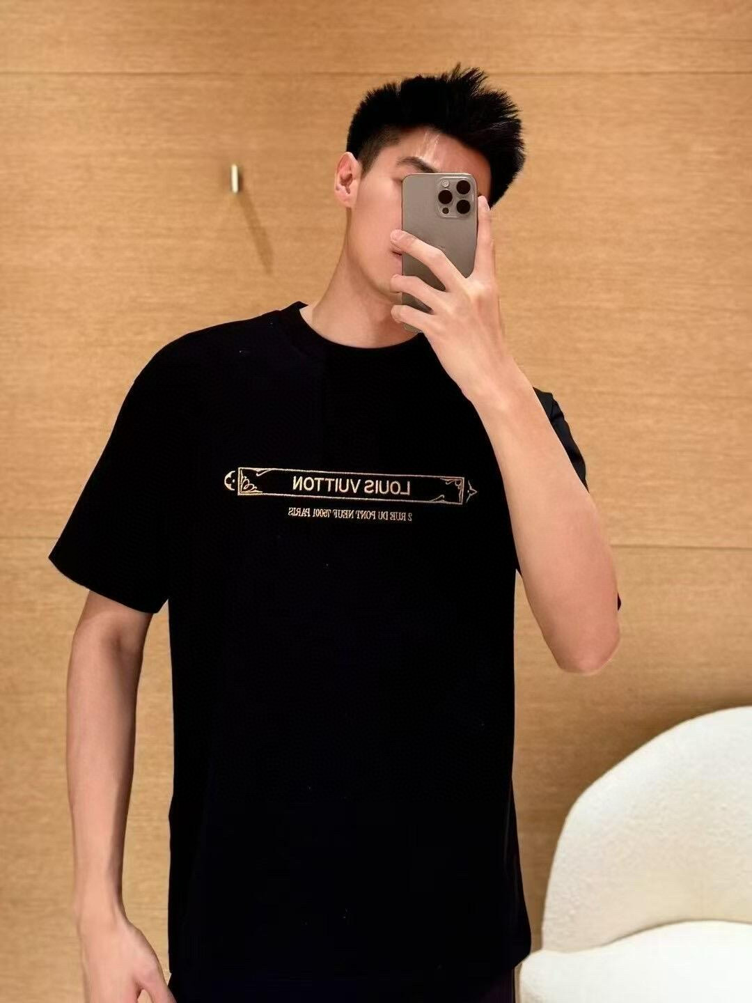 Louis Vuitton  短袖服装 2