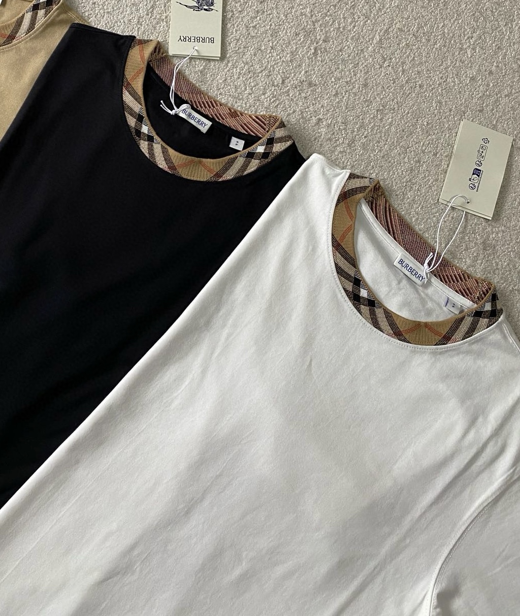 Burberry  短袖服装 3