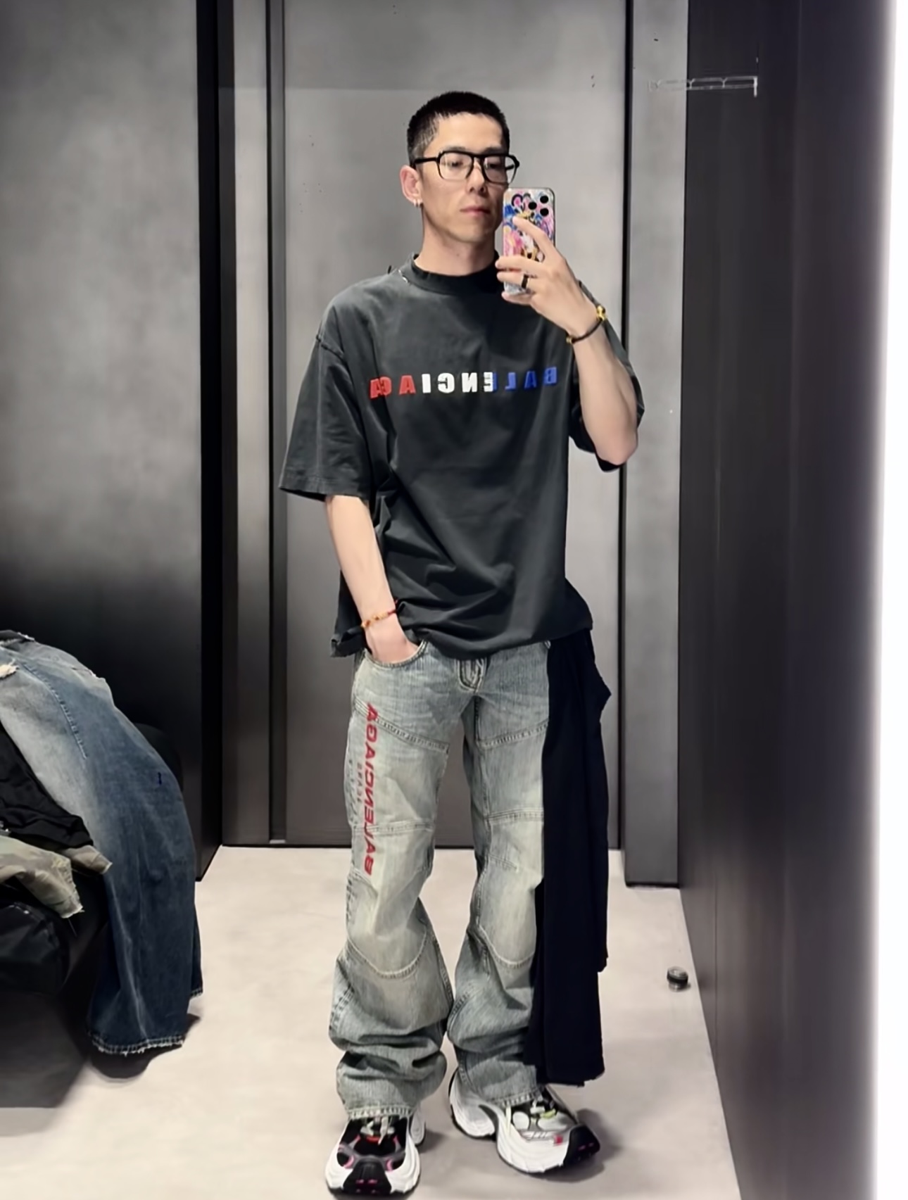 Balenciaga  T恤服装 3