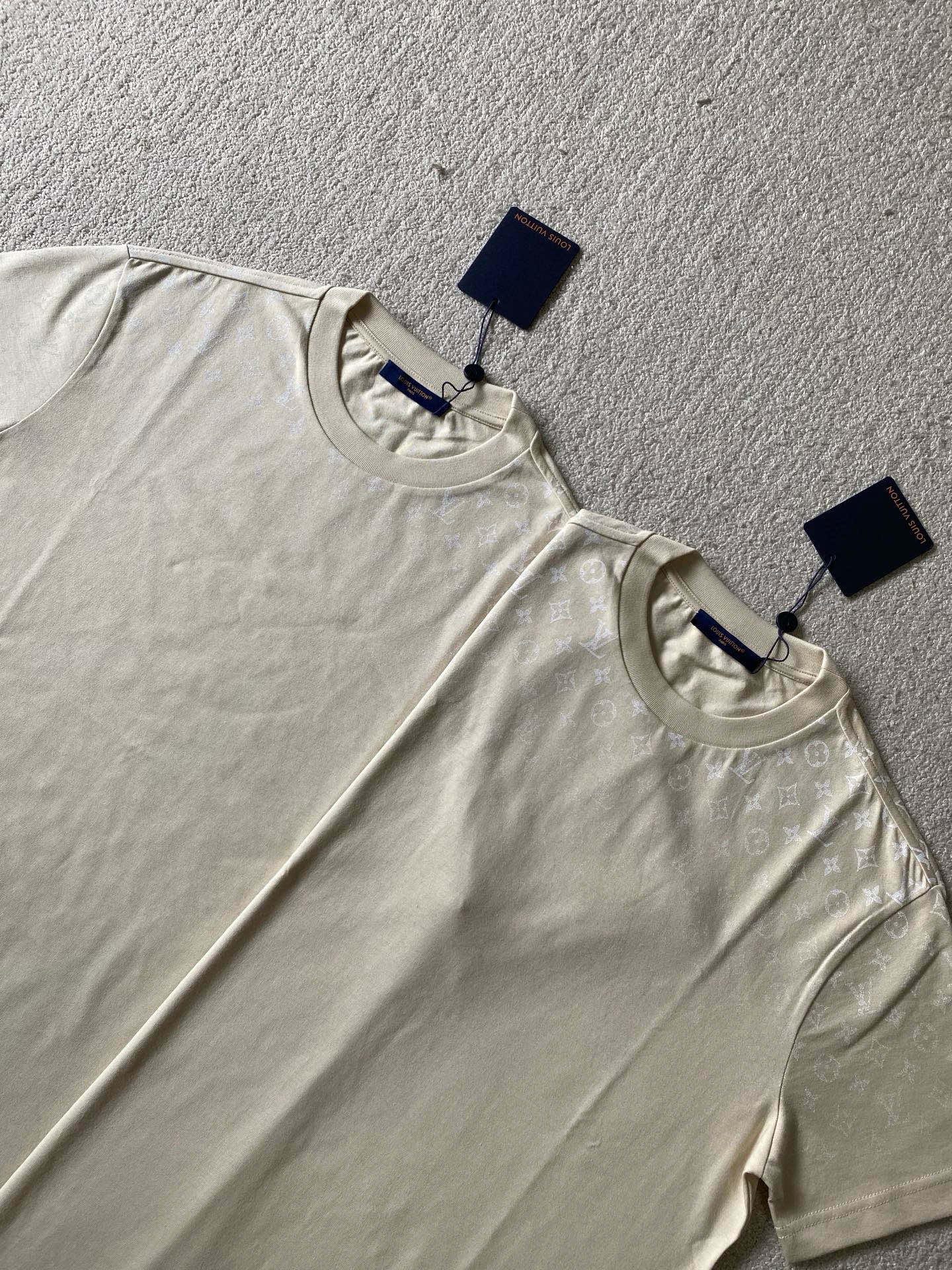 Louis Vuitton  短袖服装,包 3