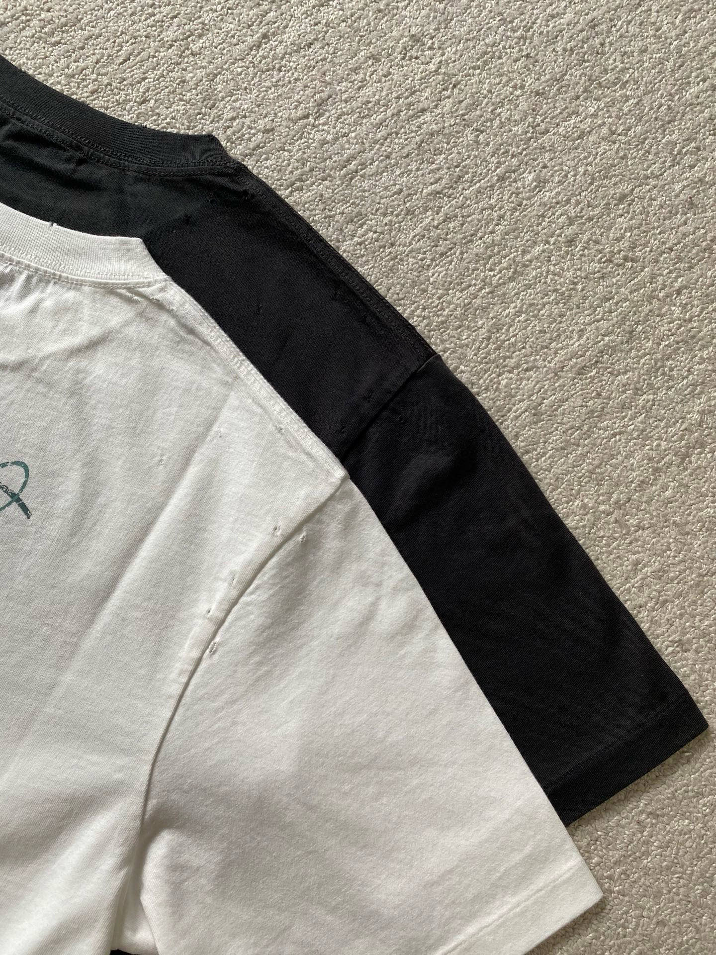 Dior  圆领短袖T恤服装 9