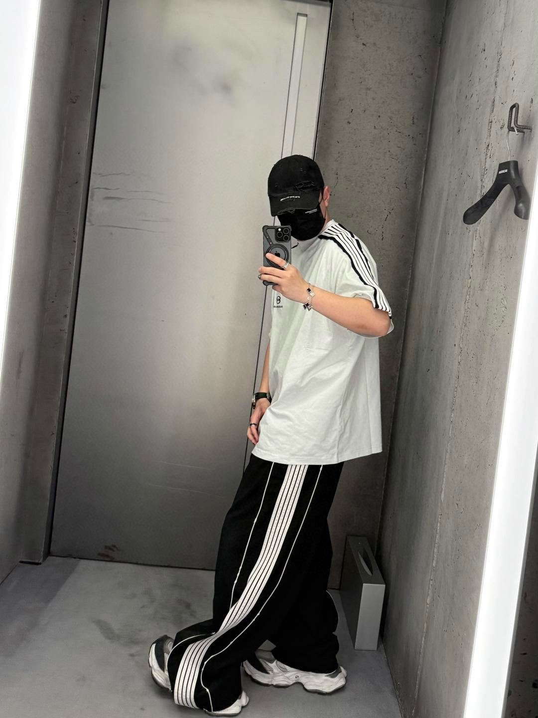 Balenciaga  短袖针织衫服装 8