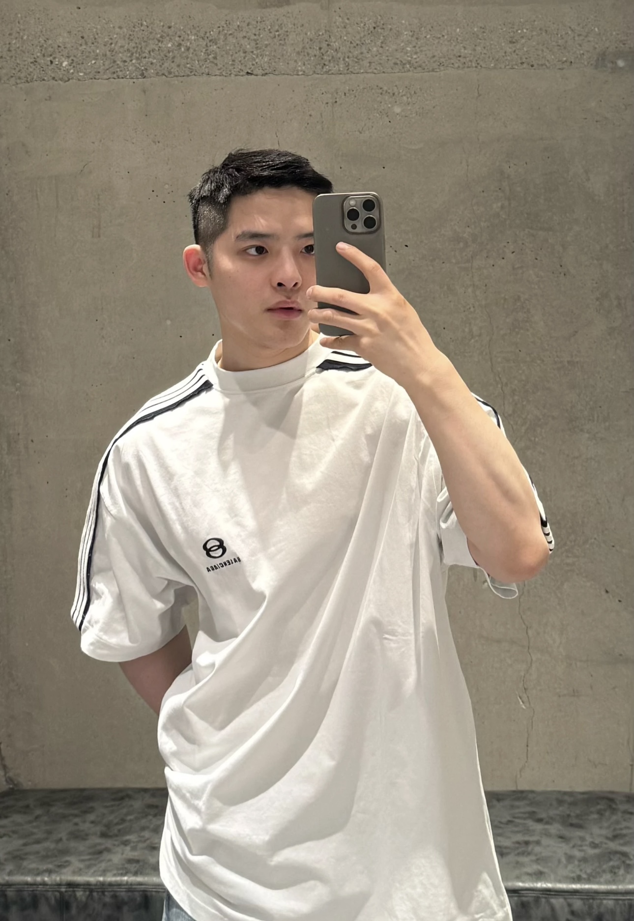 Balenciaga  短袖针织衫服装 9