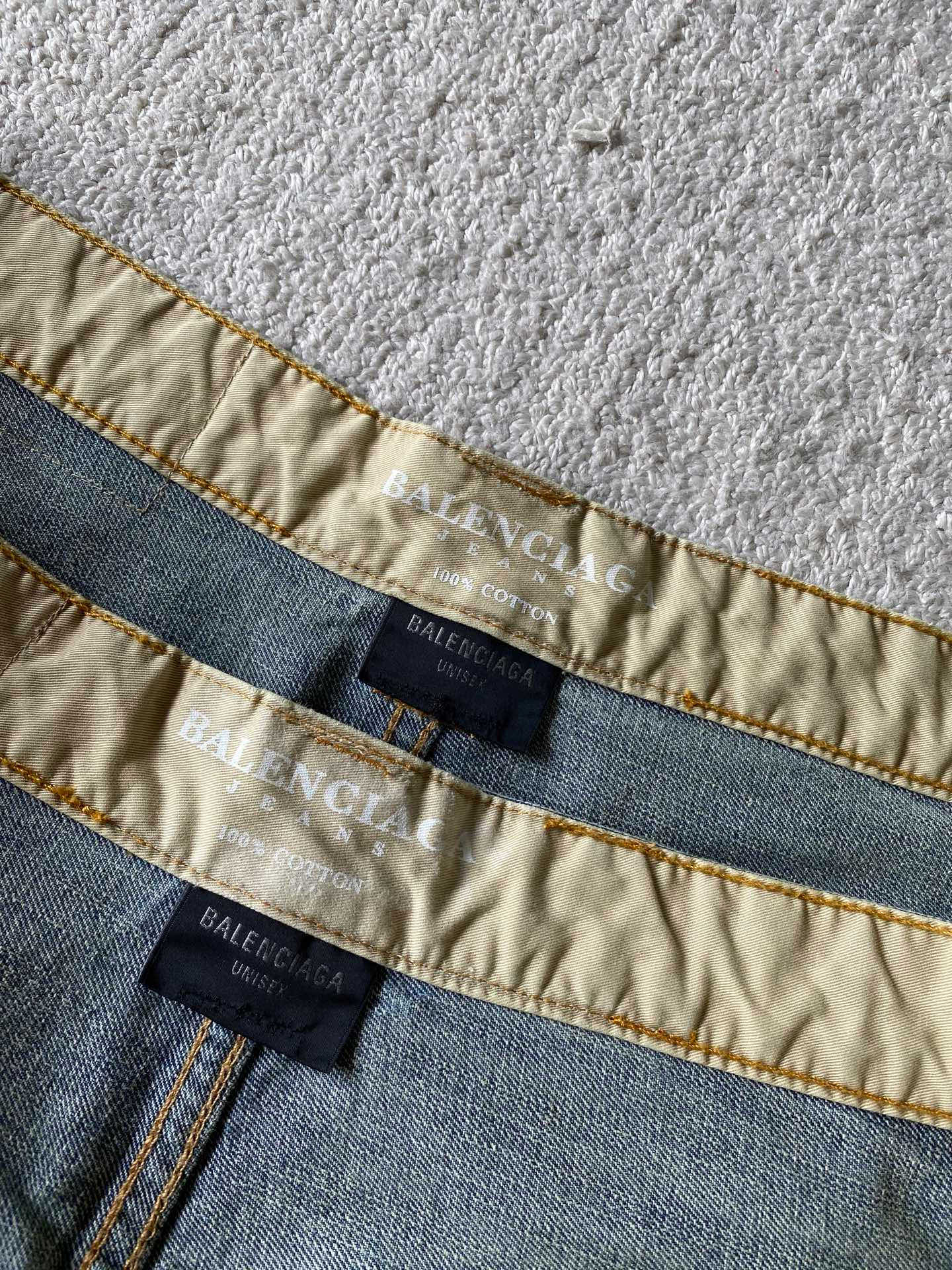 Balenciaga  牛仔长裤服装 8