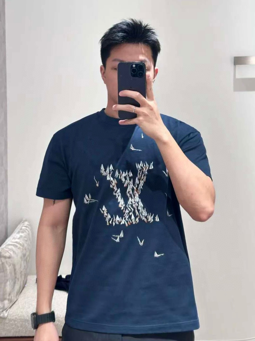 Louis Vuitton  短袖服装,包 6