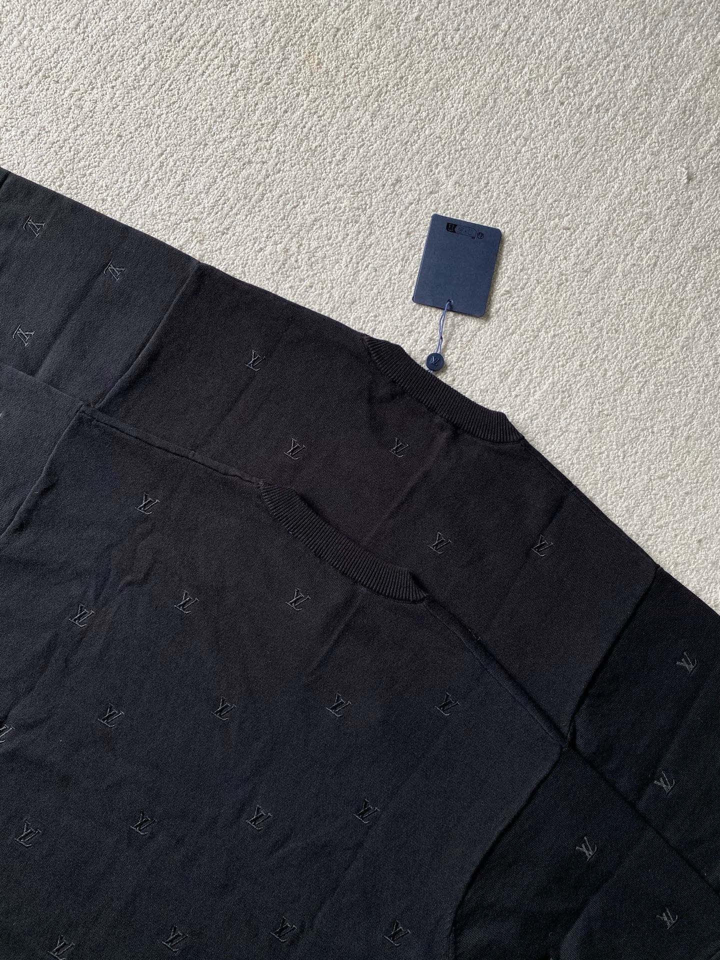 Louis Vuitton  短袖服装,包 7