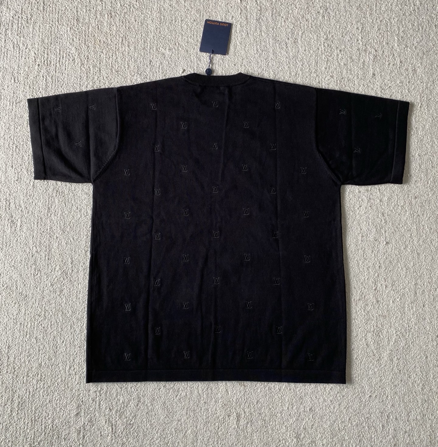 Louis Vuitton  短袖服装,包 9