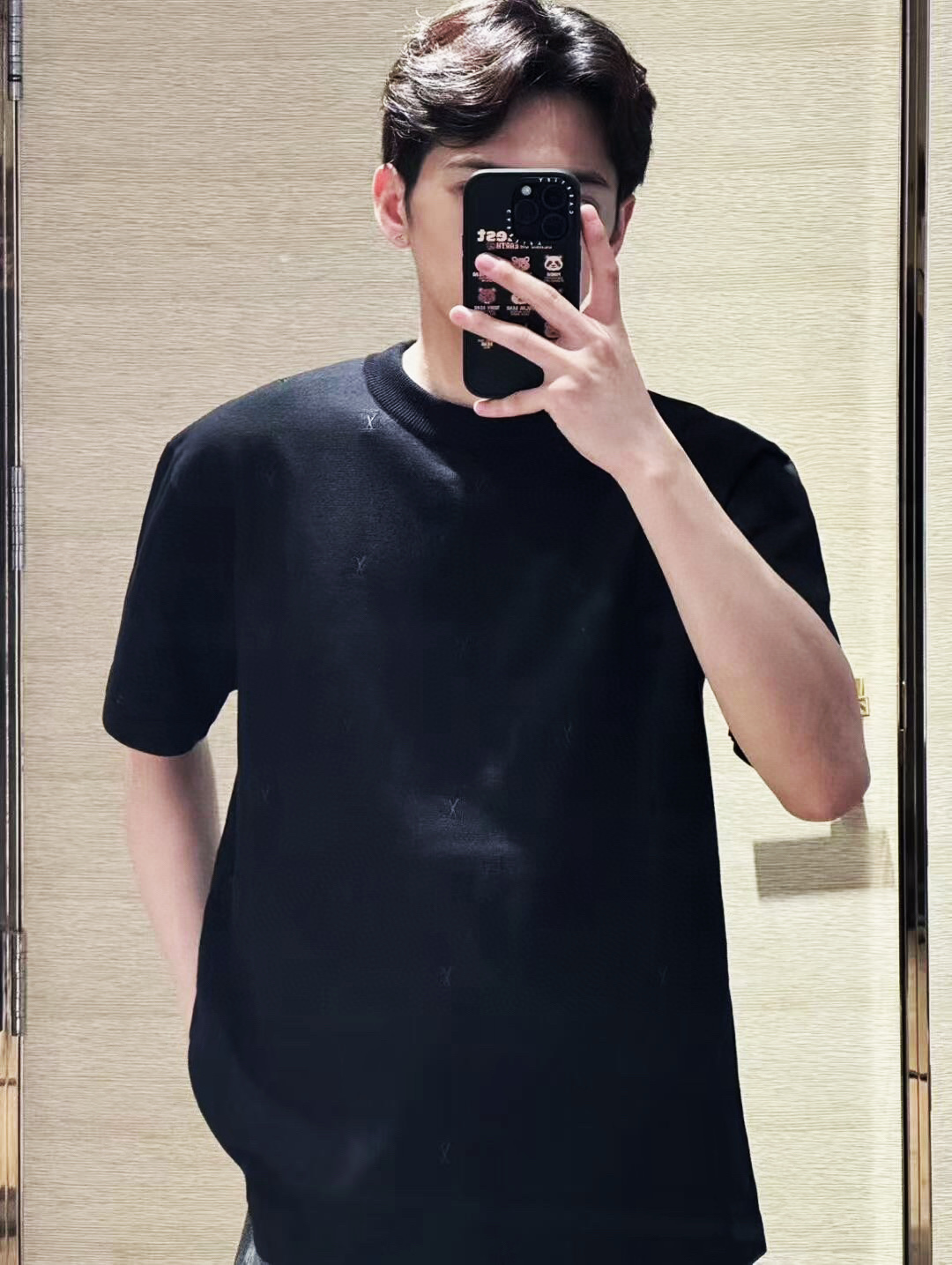 Louis Vuitton  短袖服装,包 3