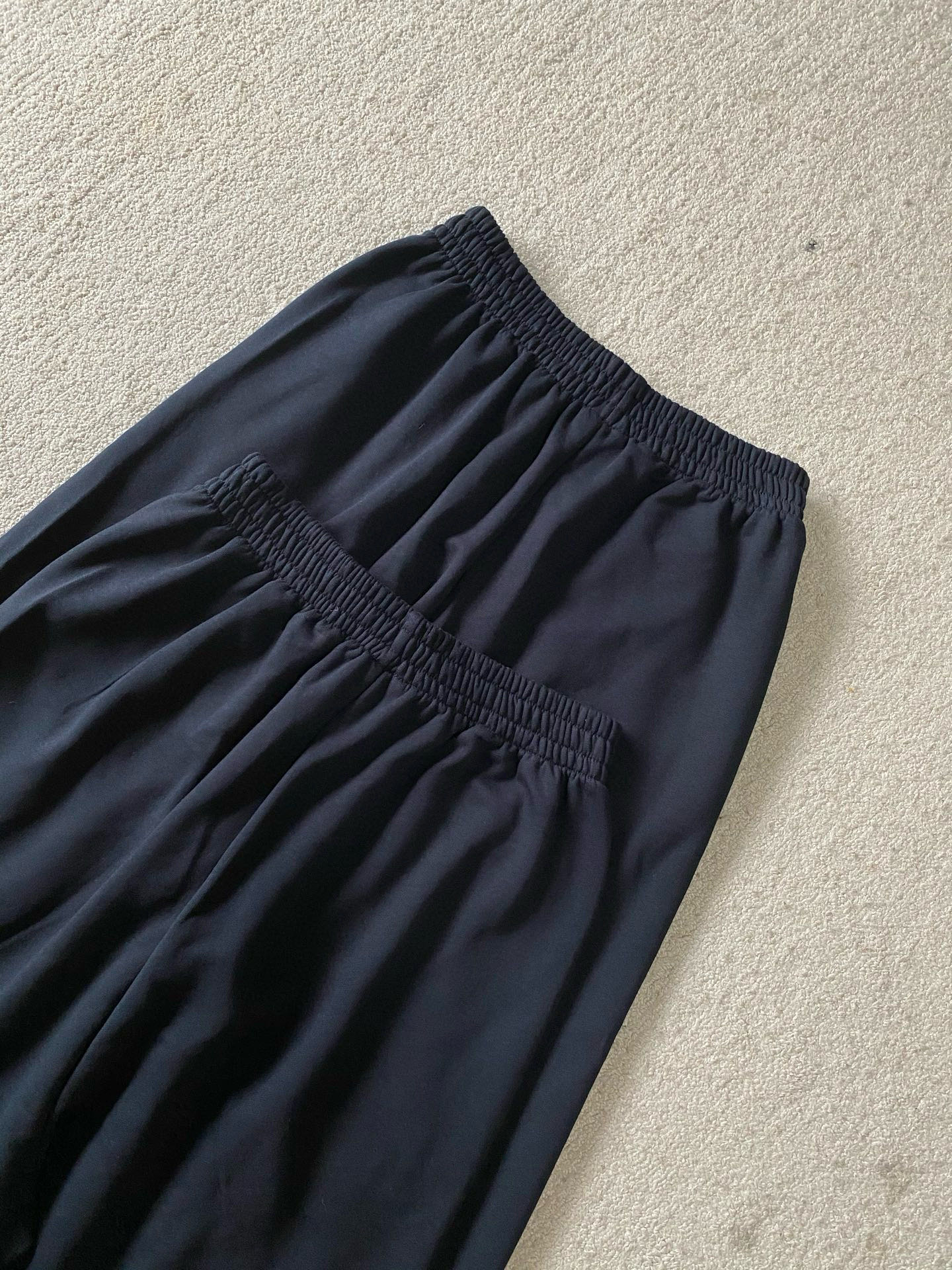 Balenciaga  长裤服装,包 6