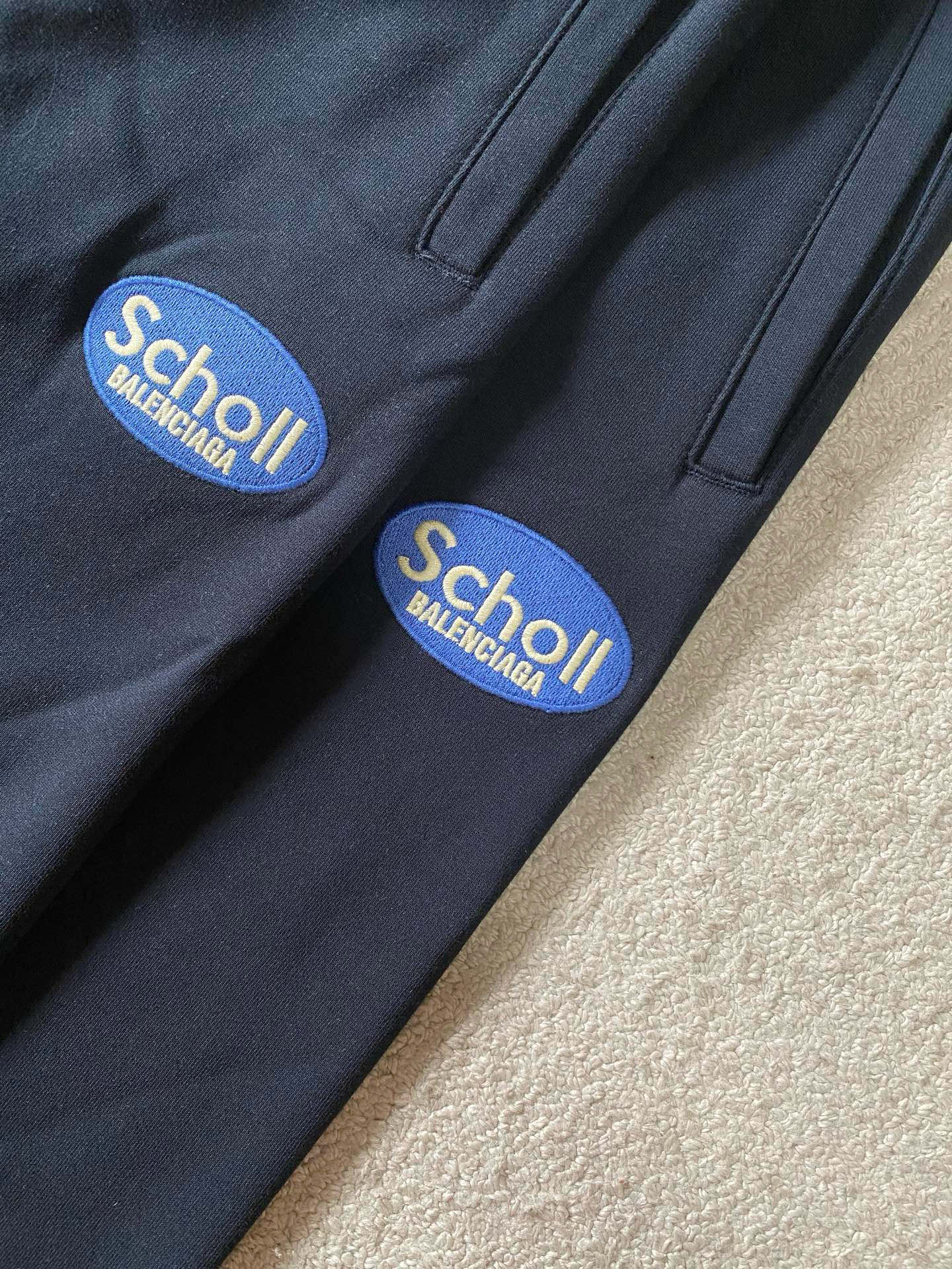 Balenciaga  长裤服装,包 4