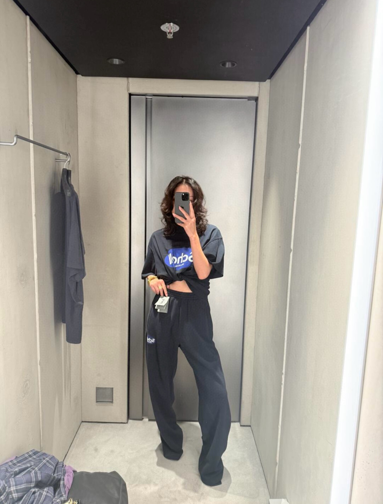 Balenciaga  运动裤服装,包 6