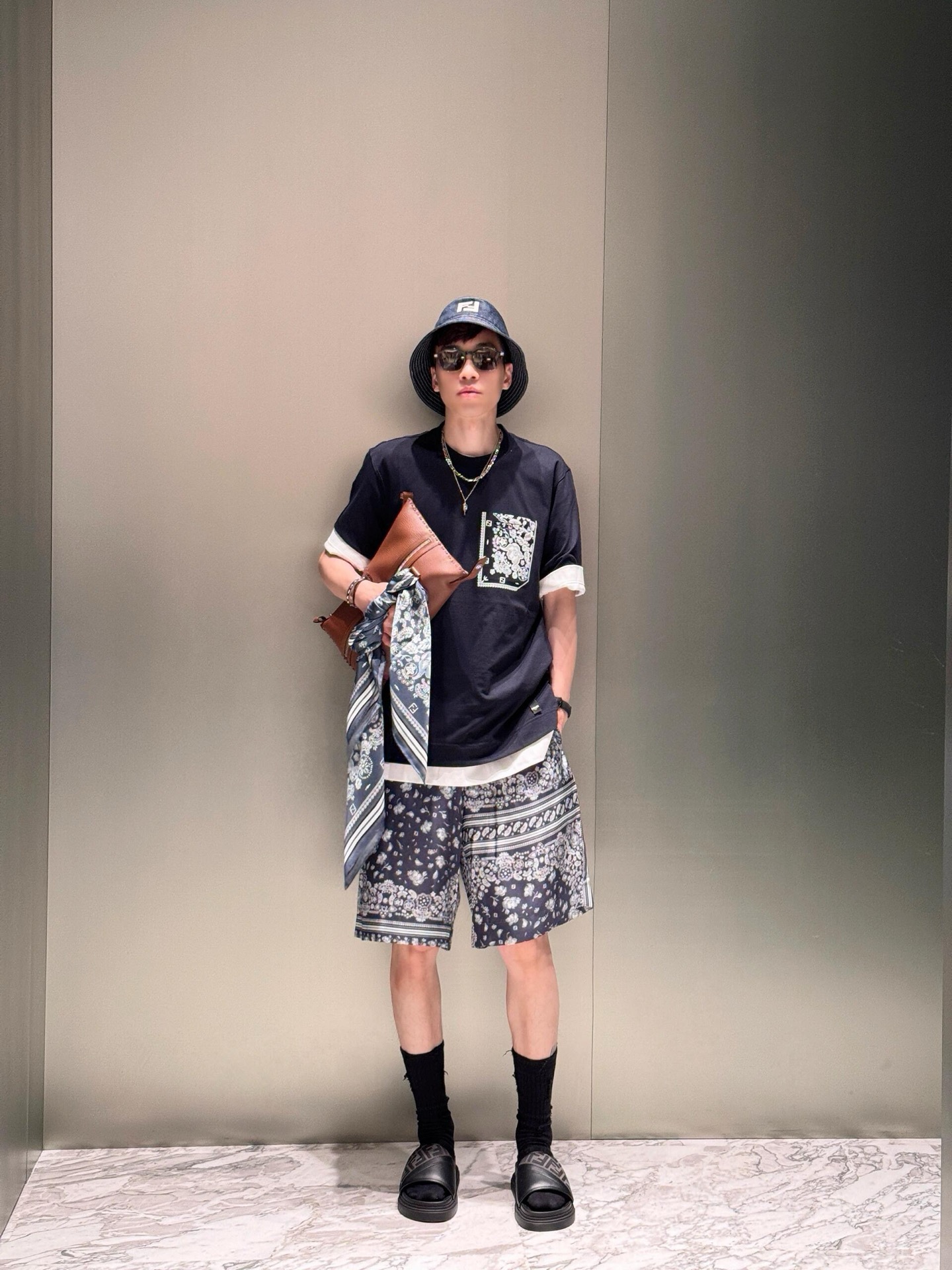 Fendi  短袖服装 8