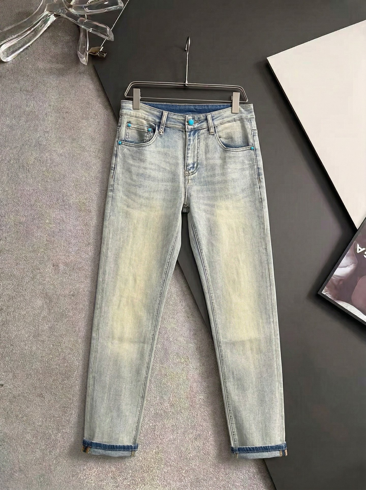 Alternative view of Jeans 11196