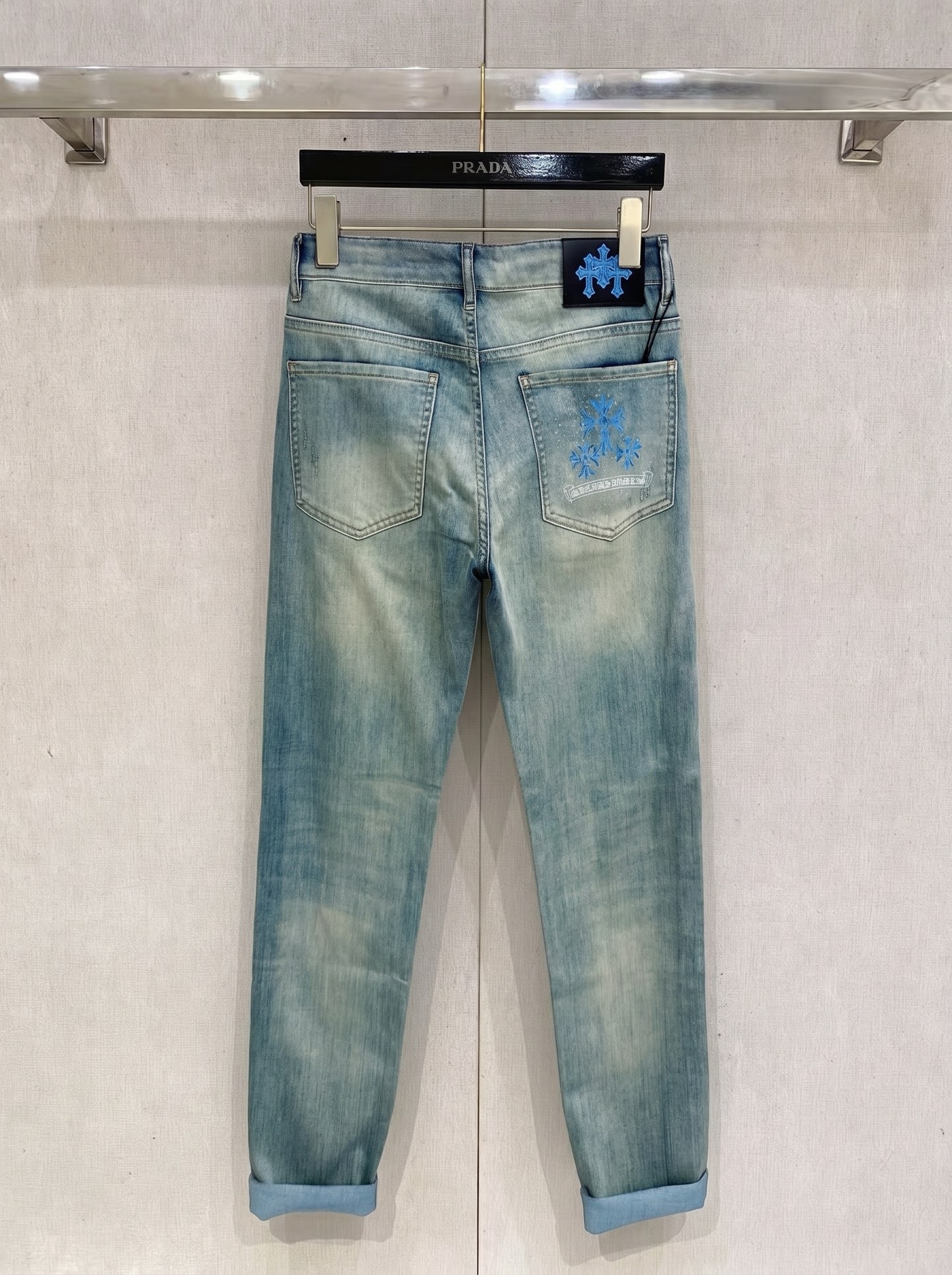 克罗心 2026春夏最新推出男士休闲牛仔裤新品！重工水洗牛仔裤！定制面料和一般牛仔布料比起来，更加柔软舒