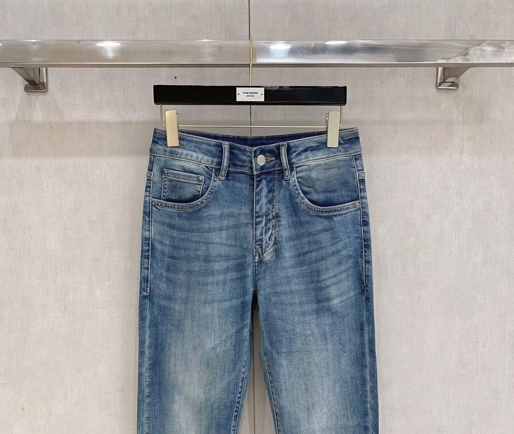 克罗心 2026春夏最新推出男士休闲牛仔裤新品！重工水洗牛仔裤！定制面料和一般牛仔布料比起来，更加柔软舒