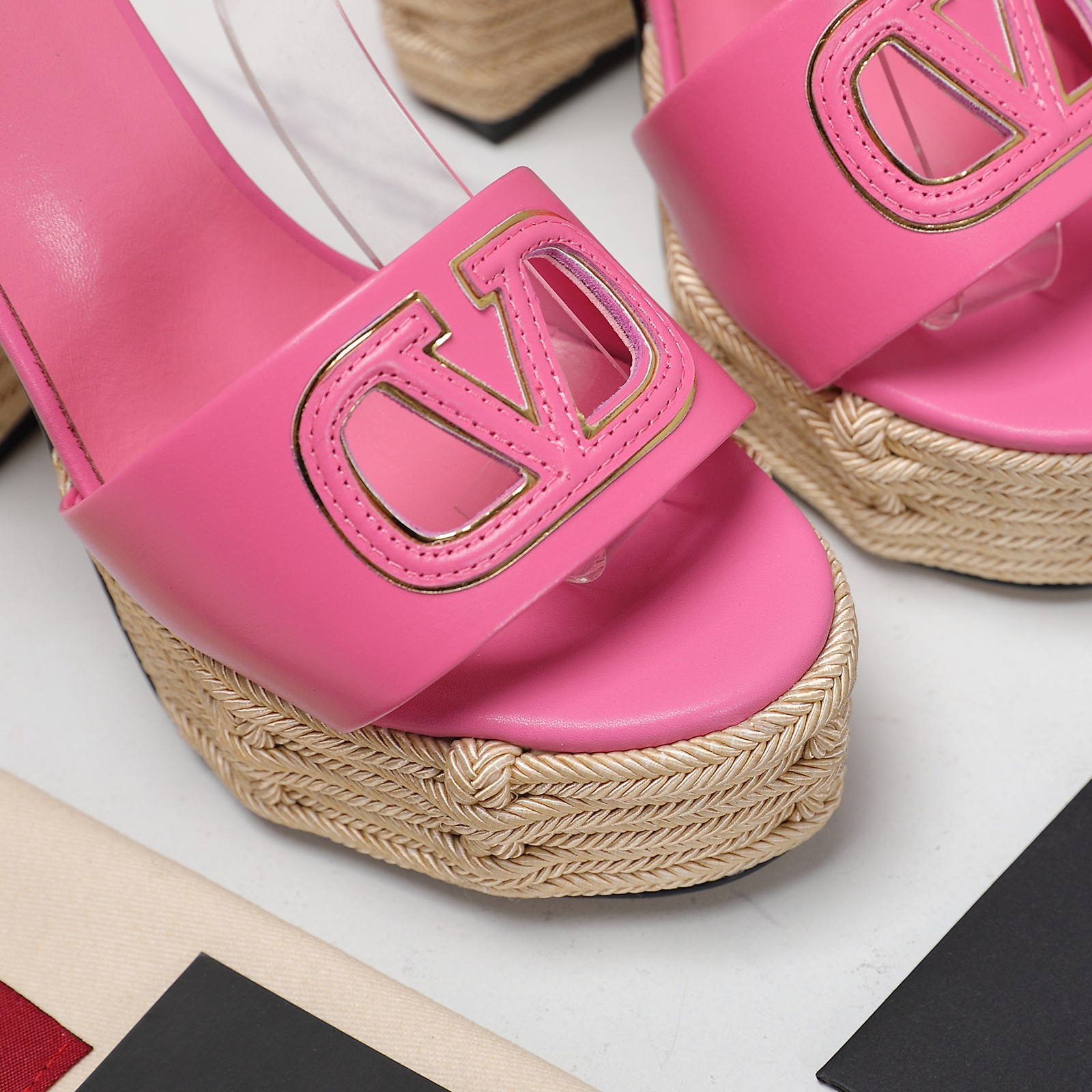 Valentino Platform Sandals with Braided Rope Design and Leather Sole 10 a1719667861635 2743