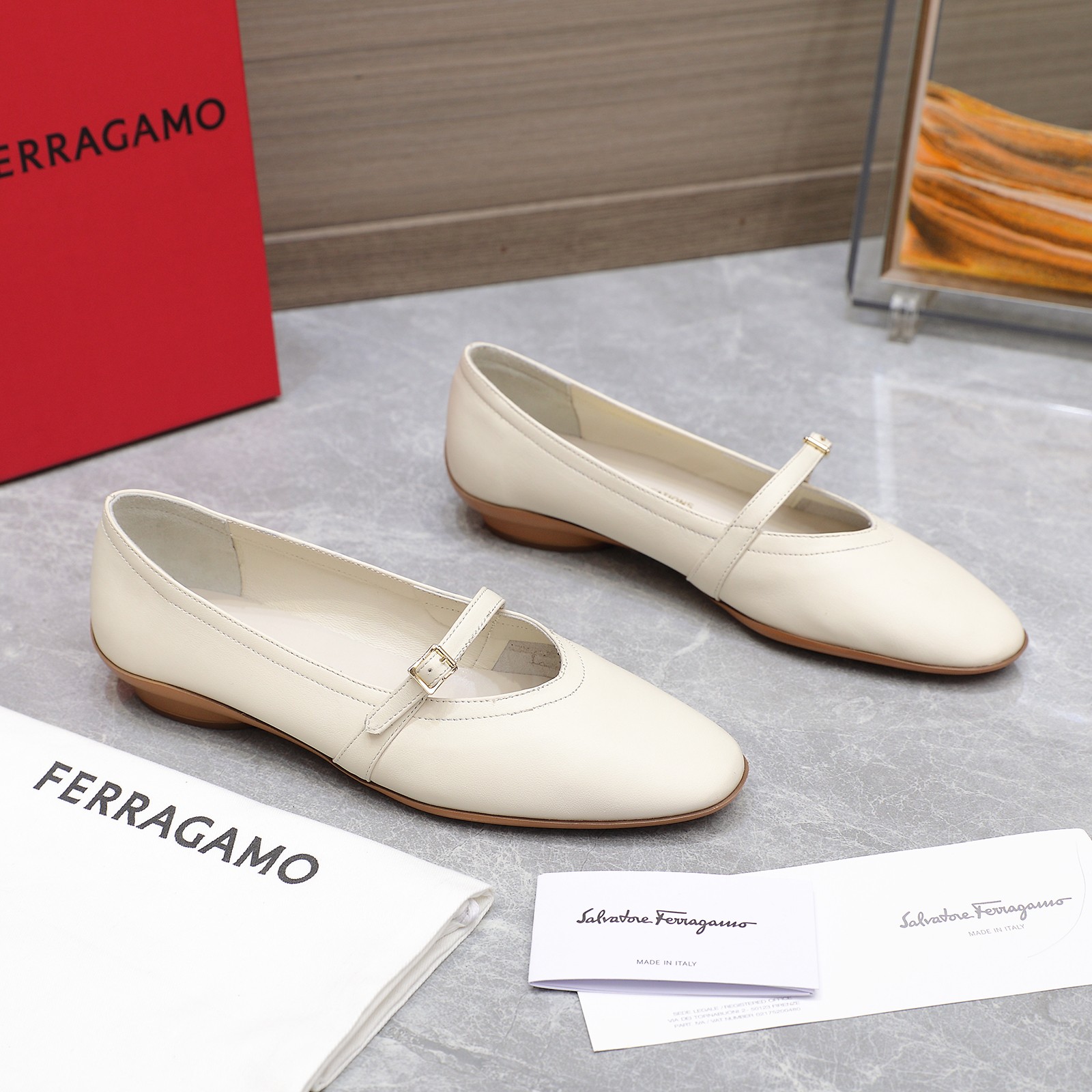 [Ferragamo Women