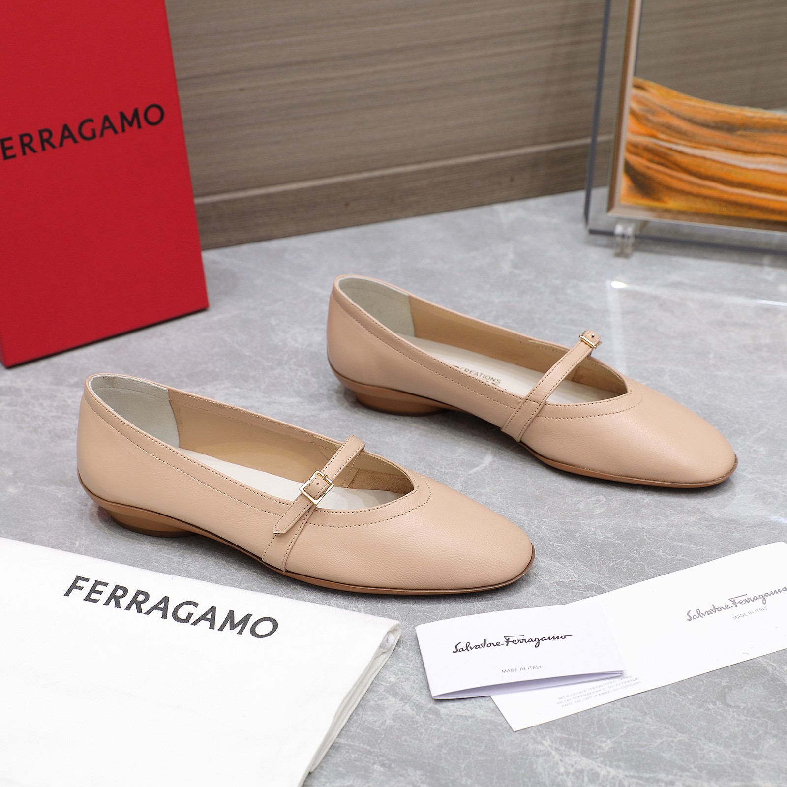 [Ferragamo Women