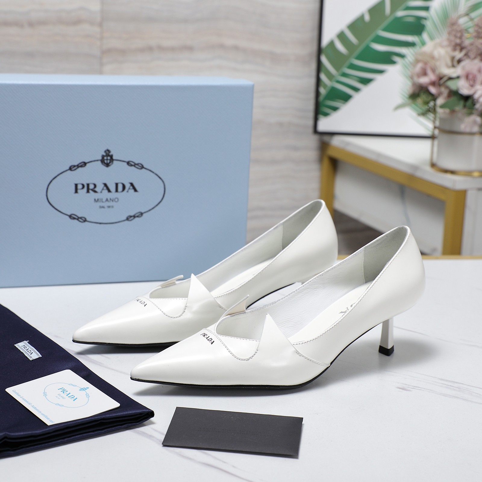 Prada Women's White Leather Pointed Toe Kitten Heel Pumps 4 a1740223523218 2036
