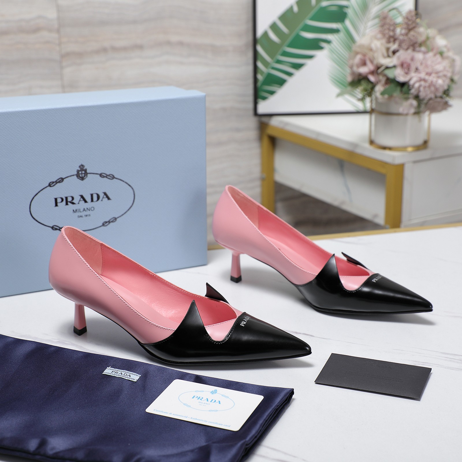 Prada Women's Pointed Toe Slingback Heels Leather Pumps Kitten Heels 4 a1740223772132 2224